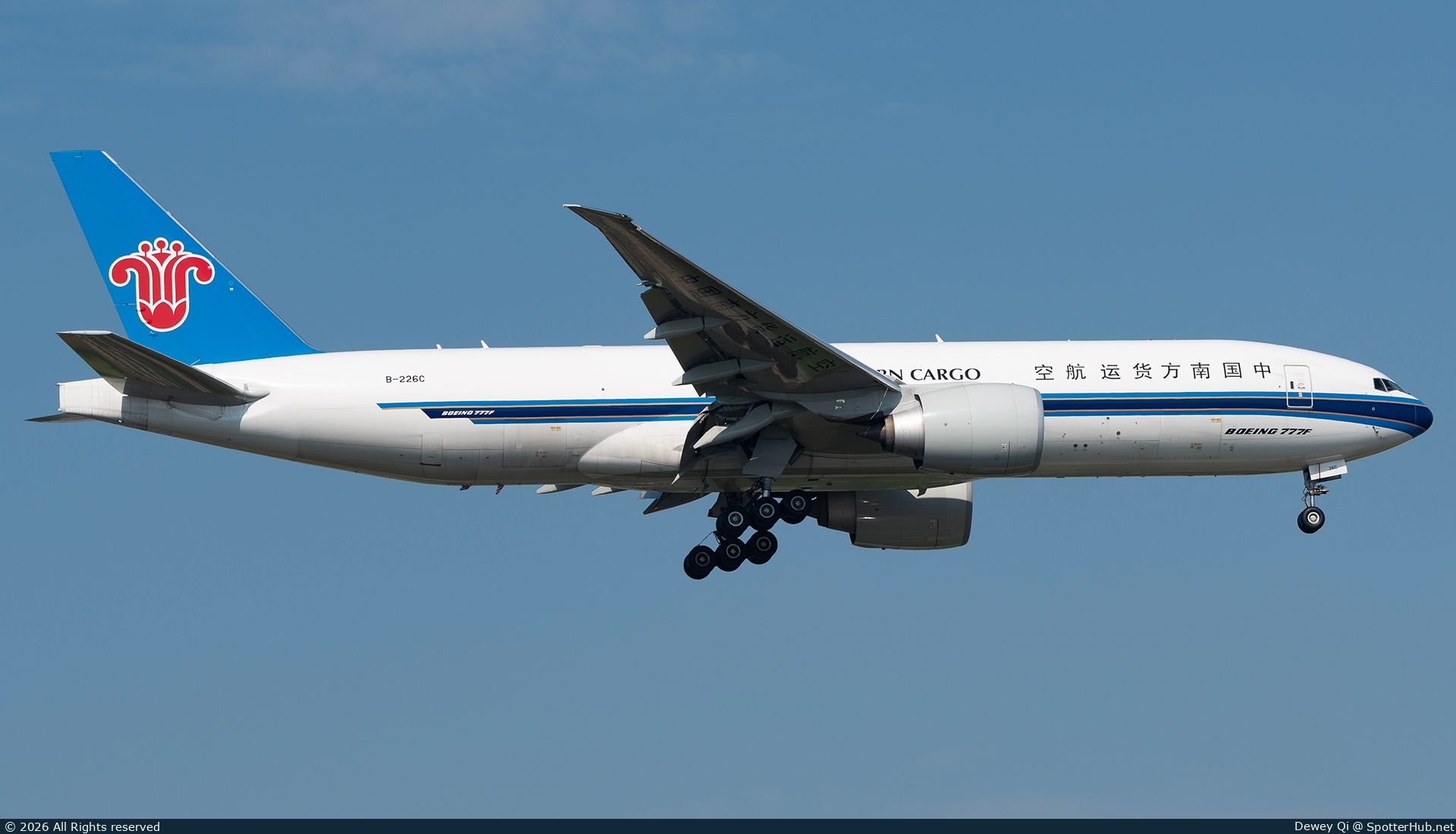 Photo of B-226C - Boeing 777-F1B operated by China Southern Cargo