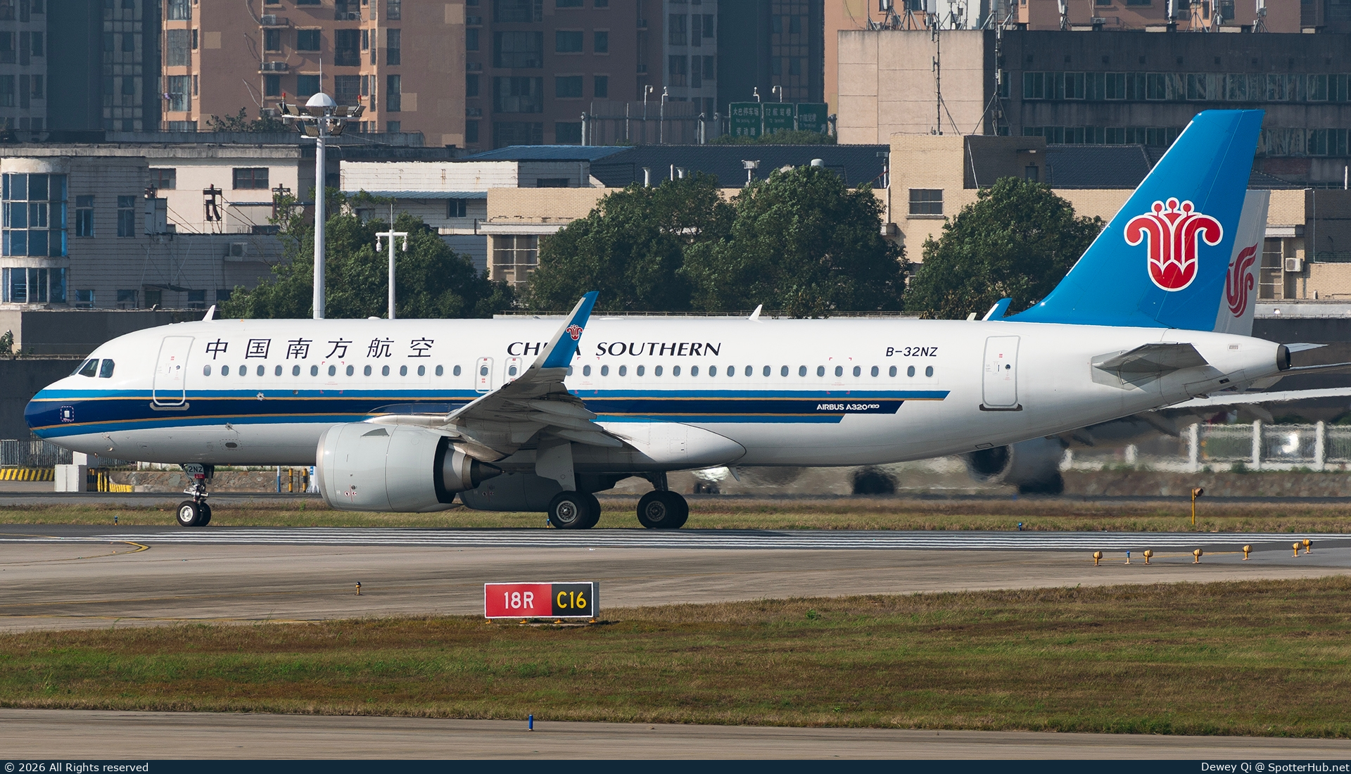 Photo of B-32NZ - Airbus A320-251N operated by China Southern Airlines