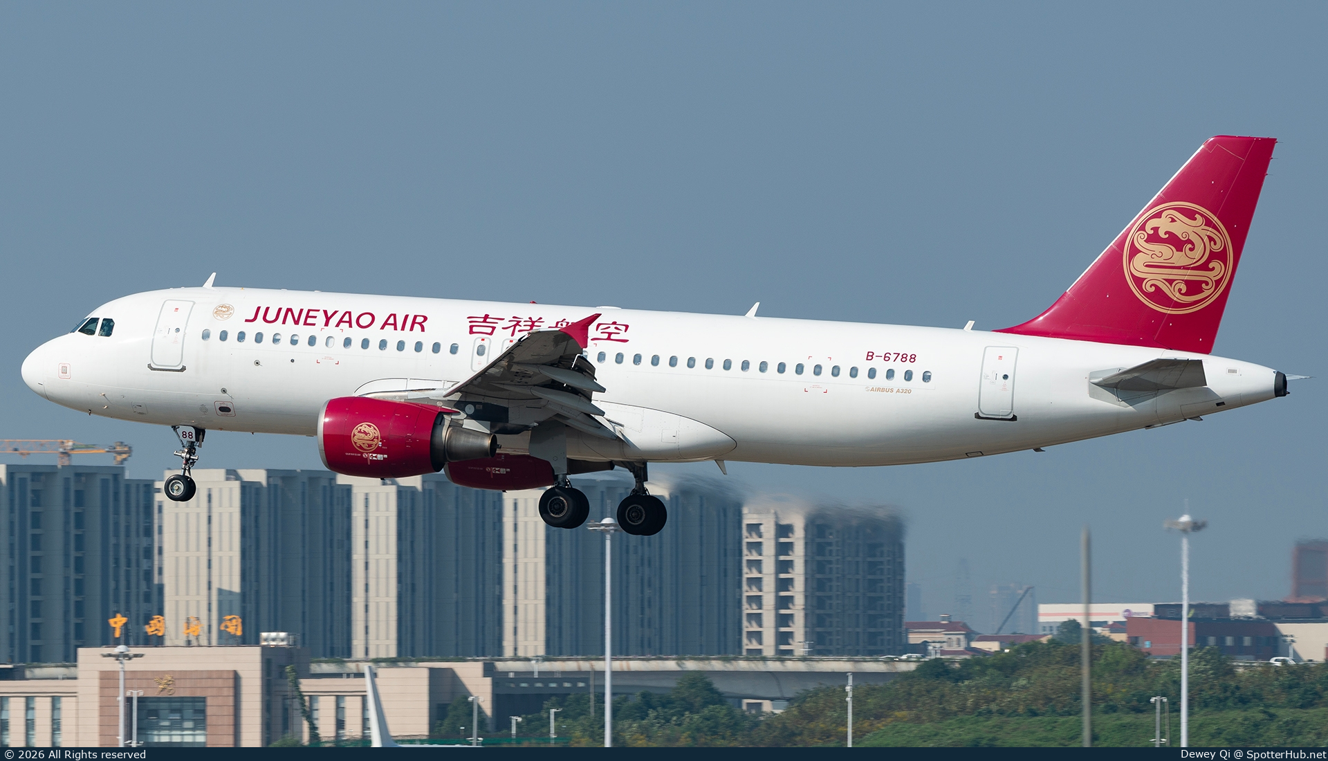 Photo of B-6788 - Airbus A320-214 operated by Juneyao Air