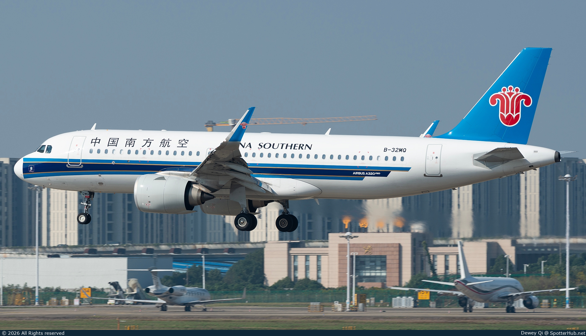 Photo of B-32MQ - Airbus A320-251N operated by China Southern Airlines