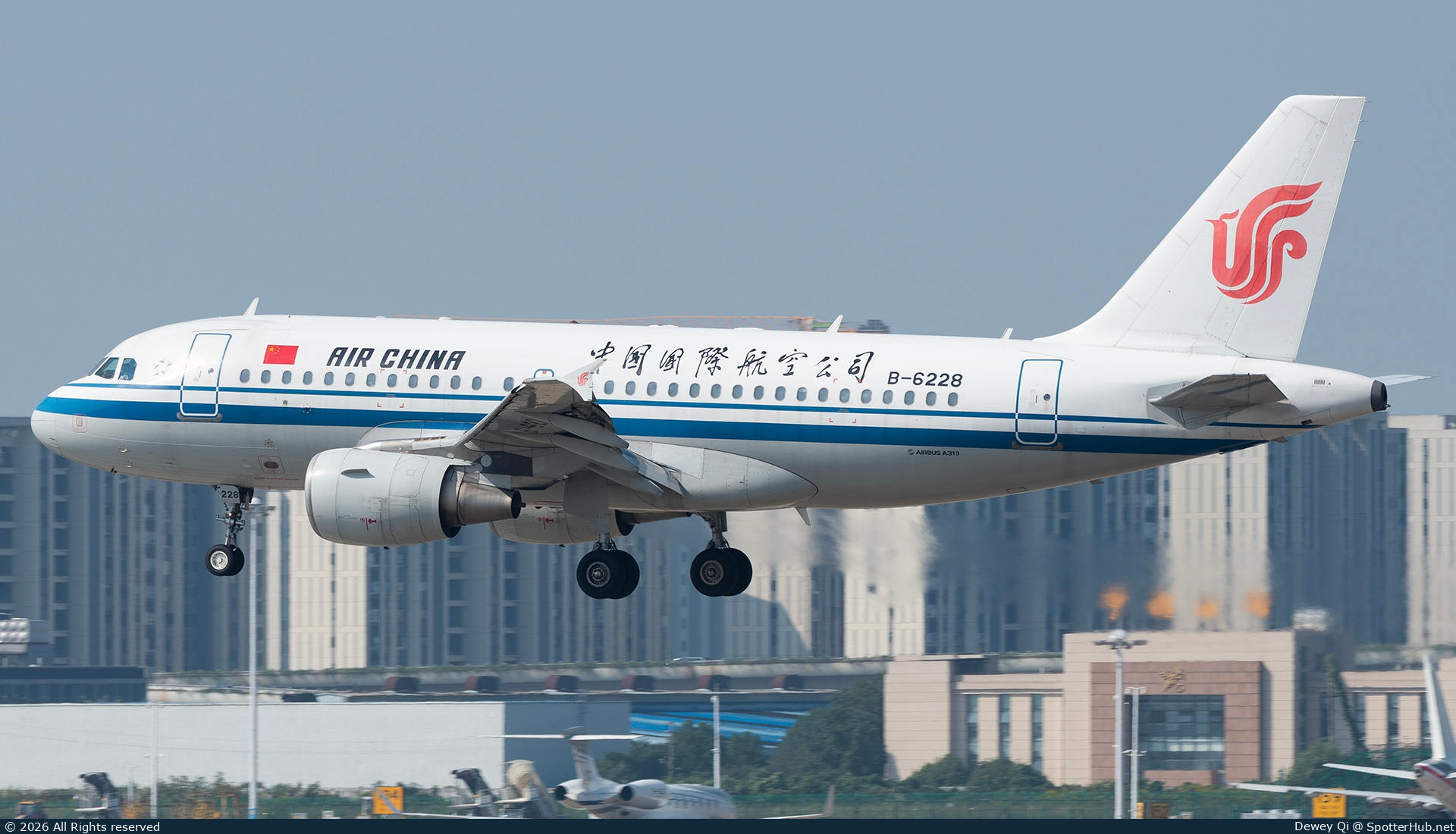 Photo of B-6228 - Airbus A319-115 operated by Air China