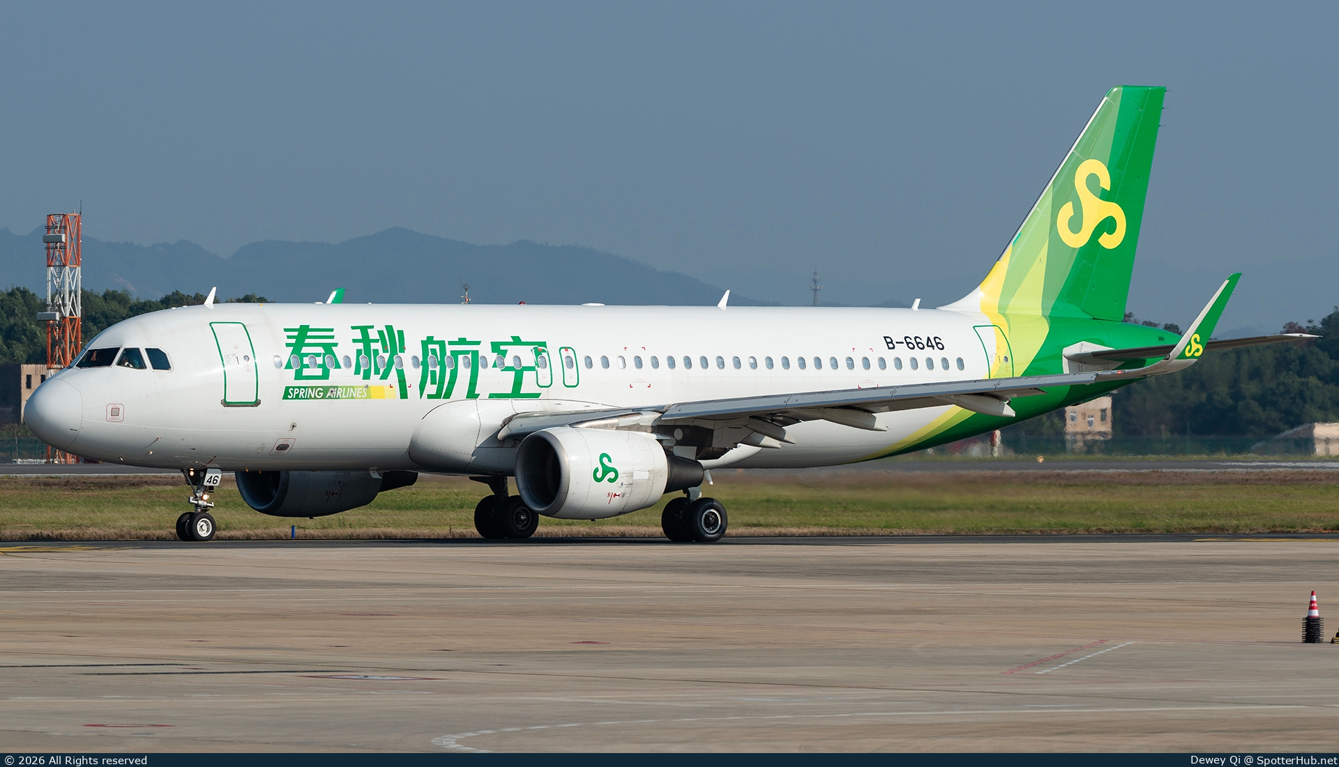 Photo of B-6646 - Airbus A320-214 operated by Spring Airlines