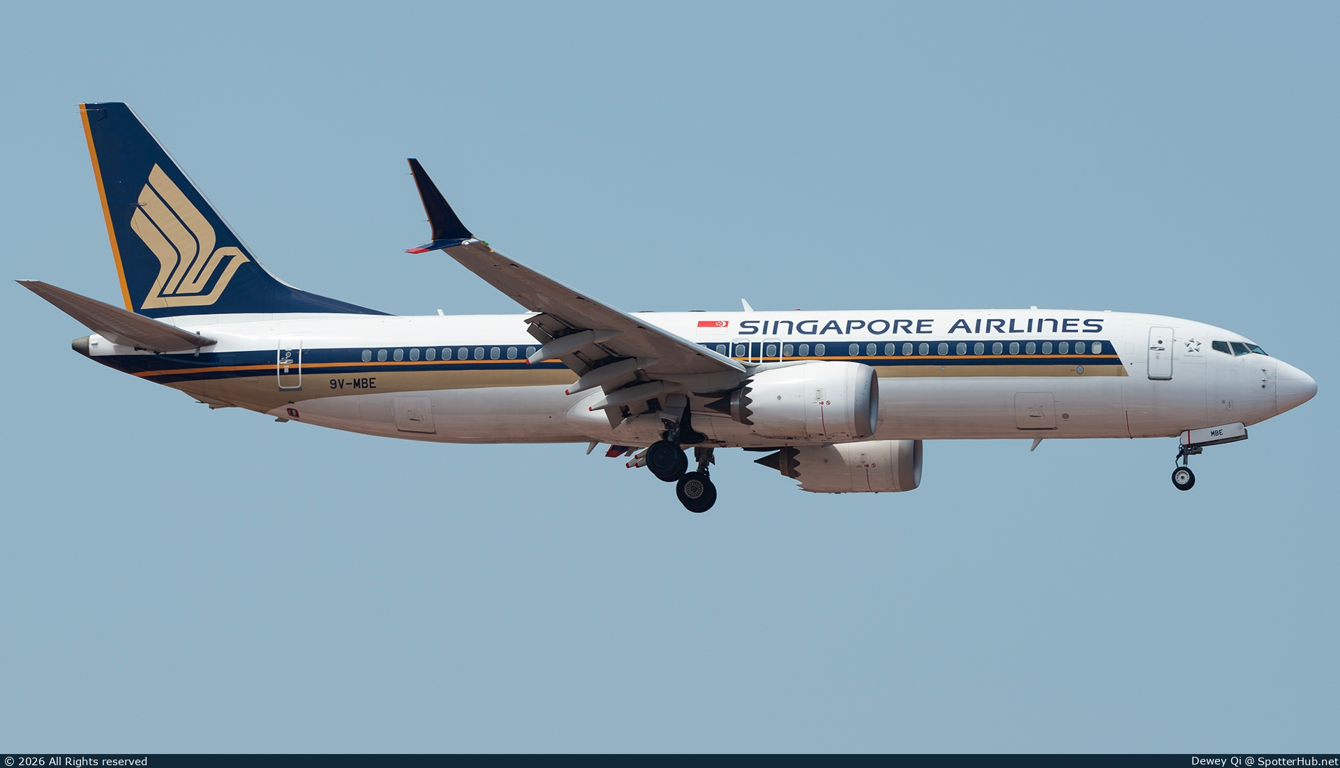 Photo of 9V-MBE - Boeing 737 MAX 8 operated by Singapore Airlines