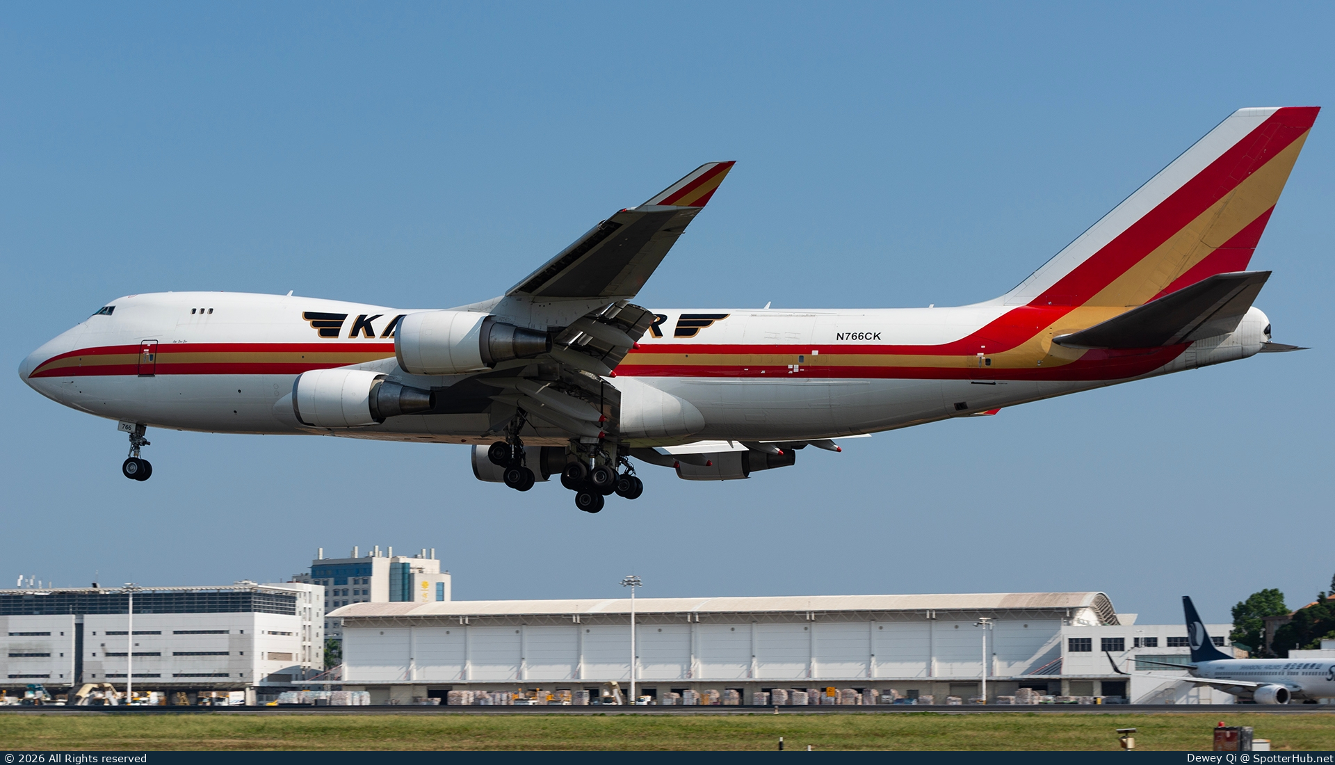 Photo of N766CK - Boeing 747-481F operated by Kalitta Air
