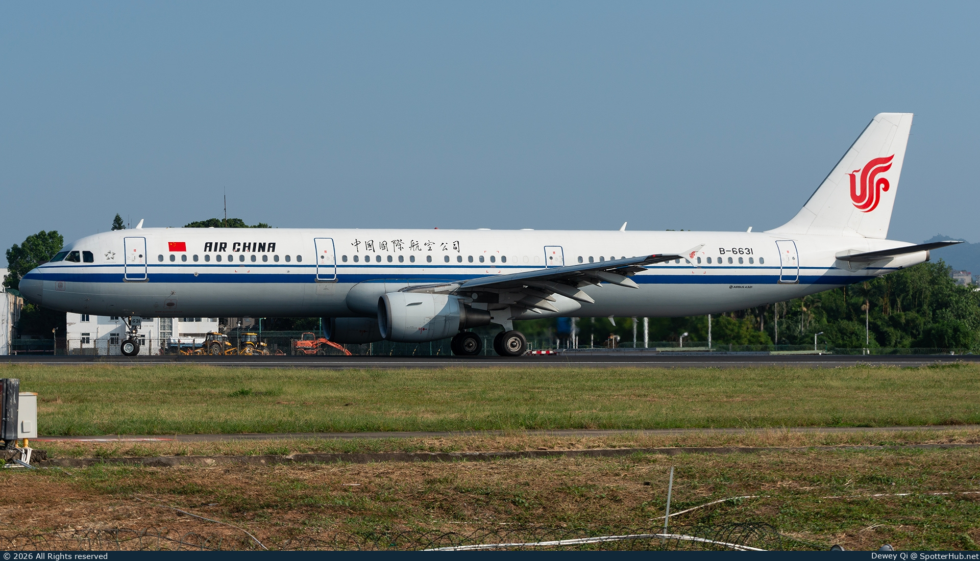 Photo of B-6631 - Airbus A321-213 operated by Air China