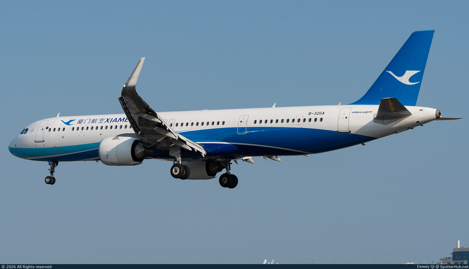 Photo of B-32GA - Airbus A321-251NX operated by Xiamen Airlines
