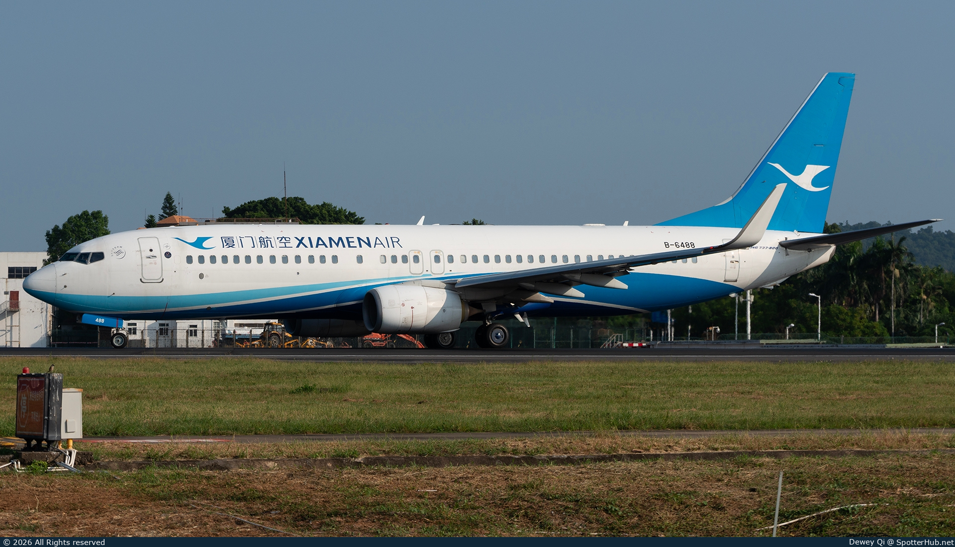 Photo of B-6488 - Boeing 737-85C operated by Xiamen Airlines