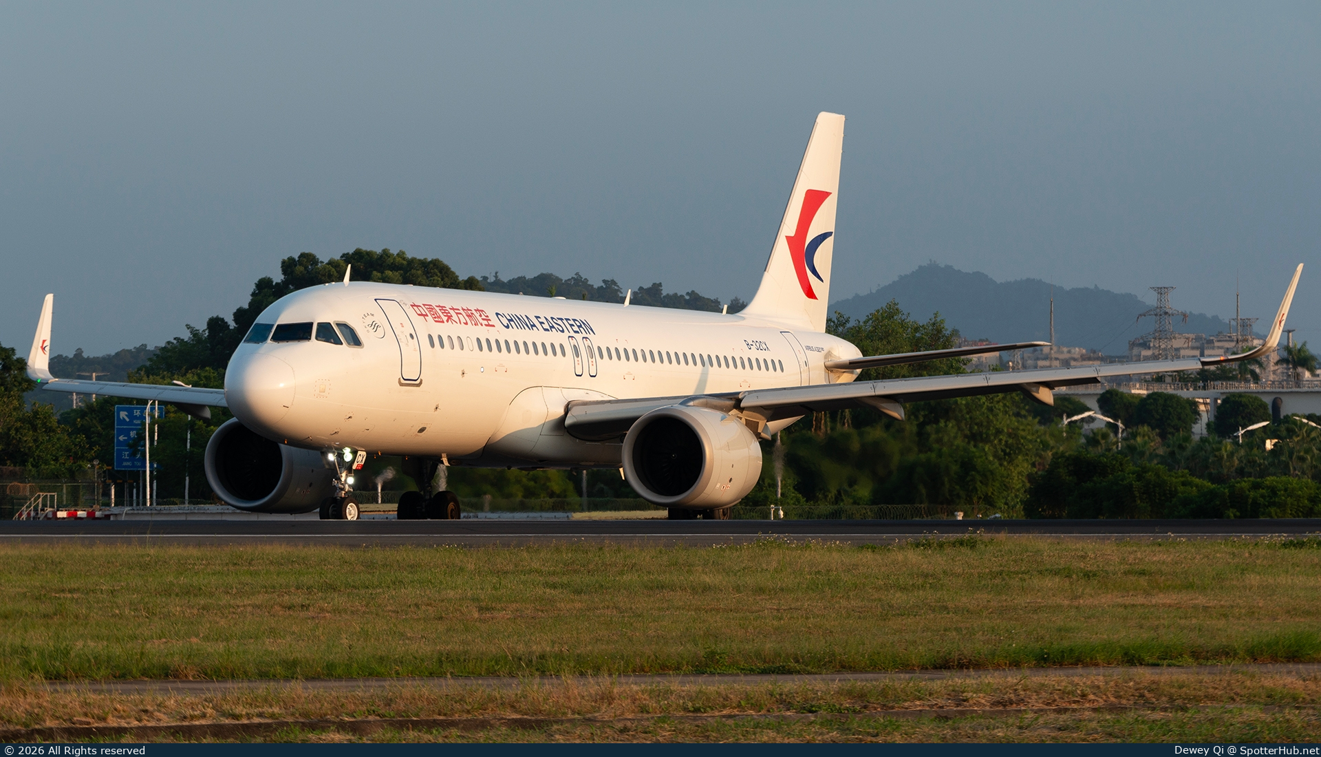 Photo of B-32CX - Airbus A320-251N operated by China Eastern Airlines