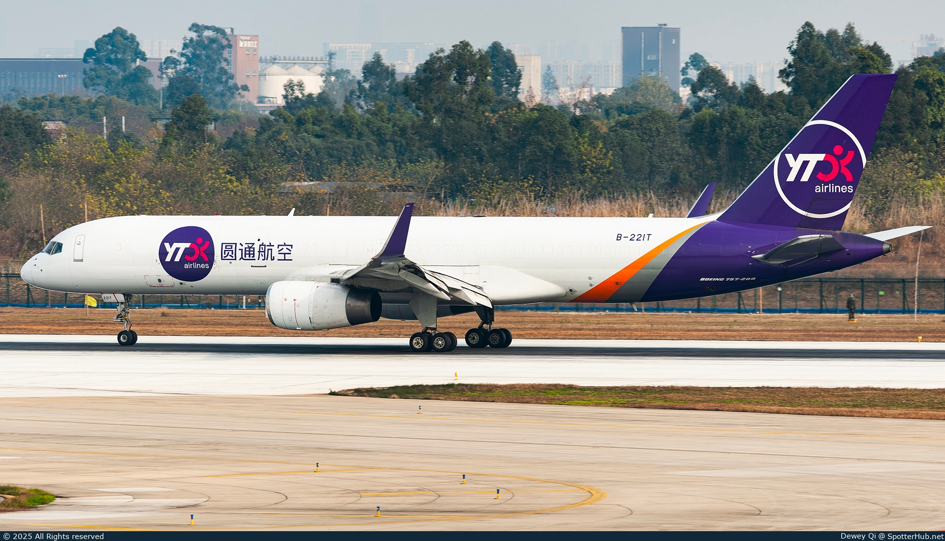 Photo of B-221T - Boeing 757-223(PCF) operated by YTO Cargo Airlines