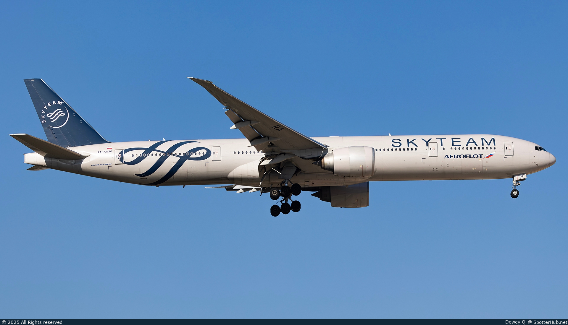 Photo of RA-73134 - Boeing 777-3M0(ER) operated by Aeroflot