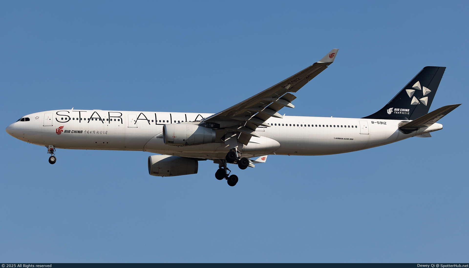 Photo of B-5912 - Airbus A330-343 operated by Air China