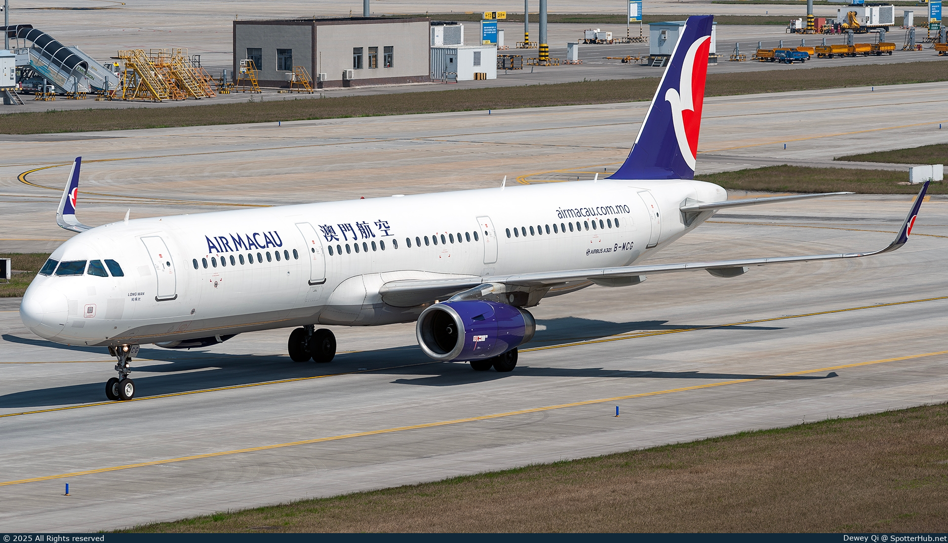 Photo of B-MCG - Airbus A321-231 operated by Air Macau