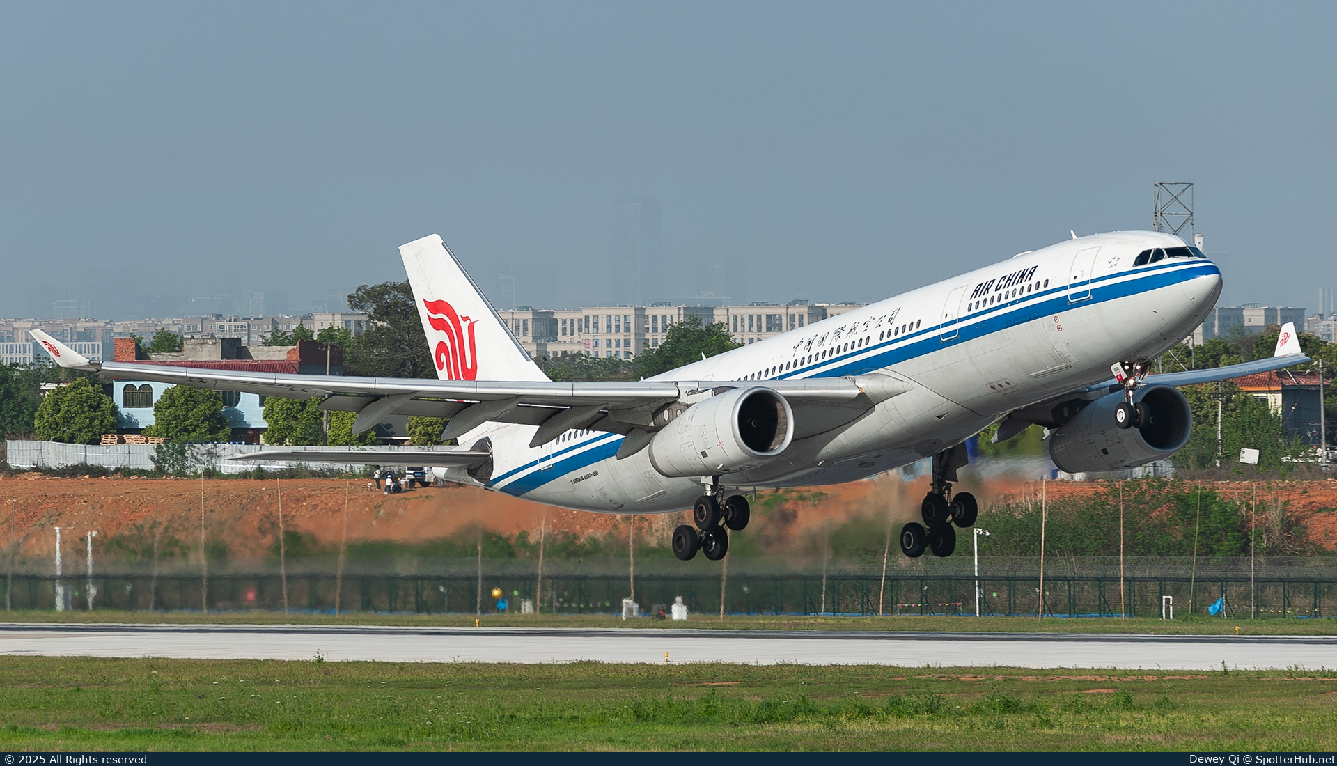 Photo of B-6081 - Airbus A330-243 operated by Air China