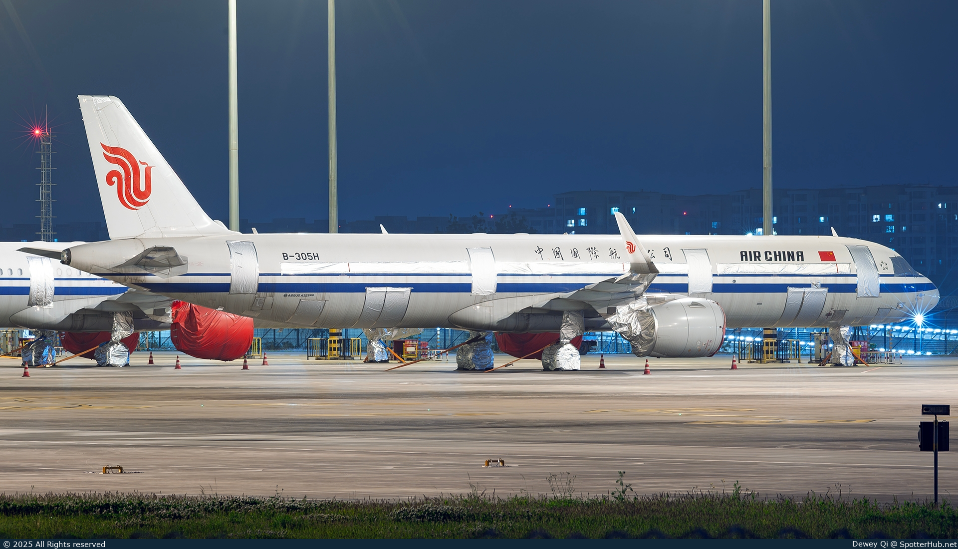 Photo of B-305H - Airbus A321-271N operated by Air China