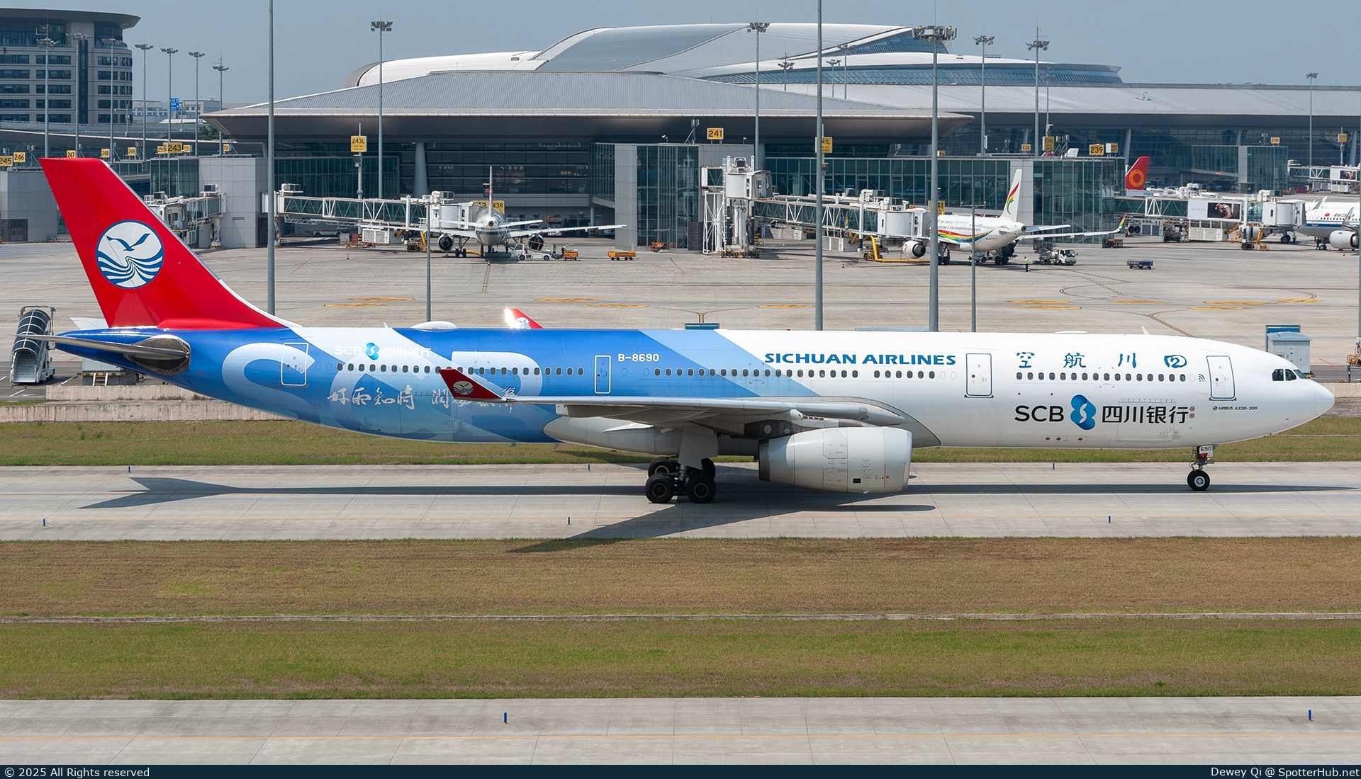 Photo of B-8690 - Airbus A330-343 operated by Sichuan Airlines