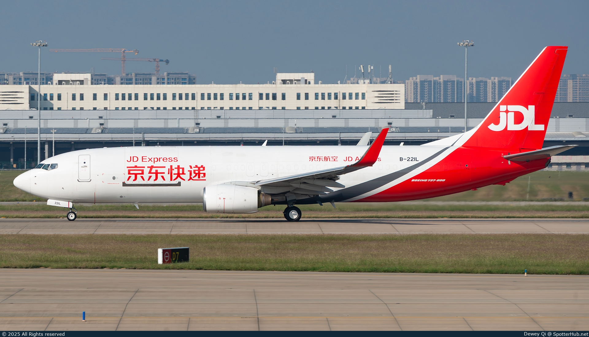 Photo of B-221L - Boeing 737-86N(BCF) operated by JD Airlines
