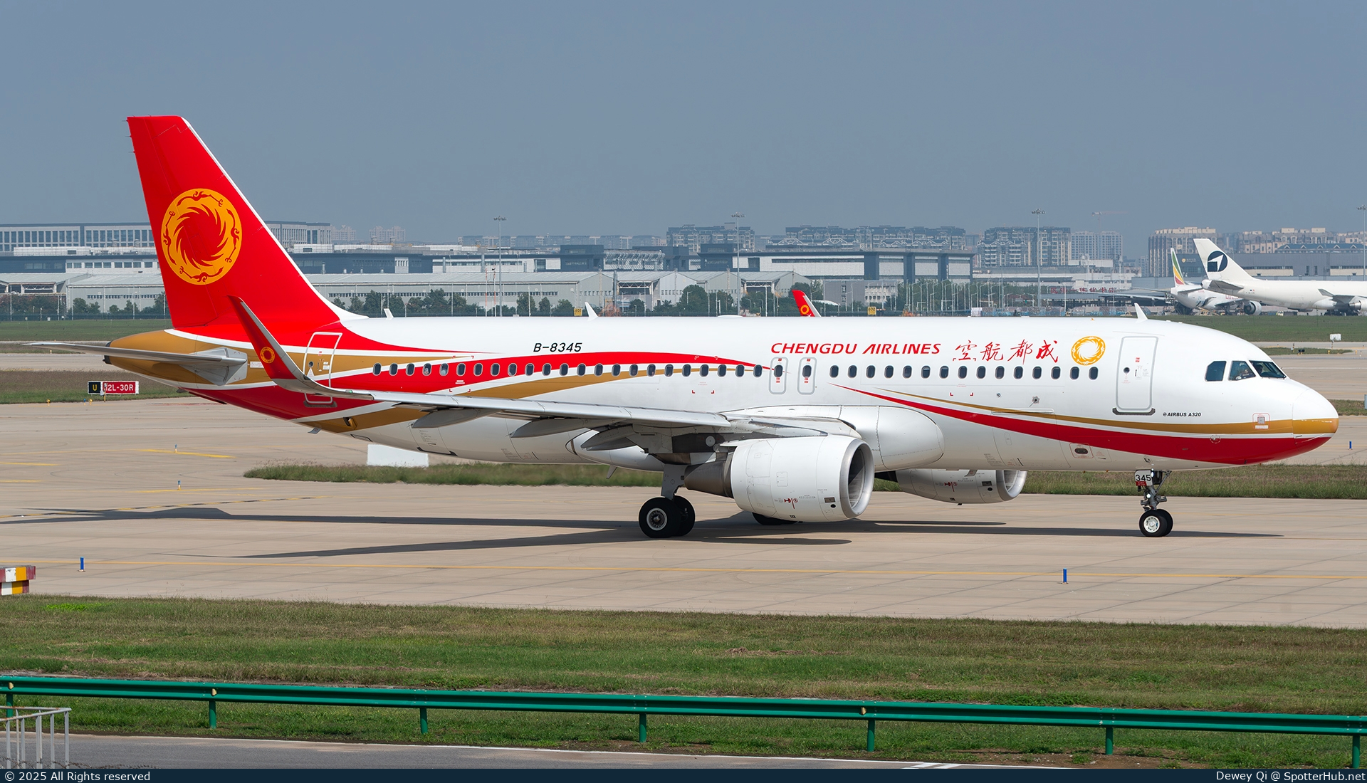 Photo of B-8345 - Airbus A320-214 operated by Chengdu Airlines