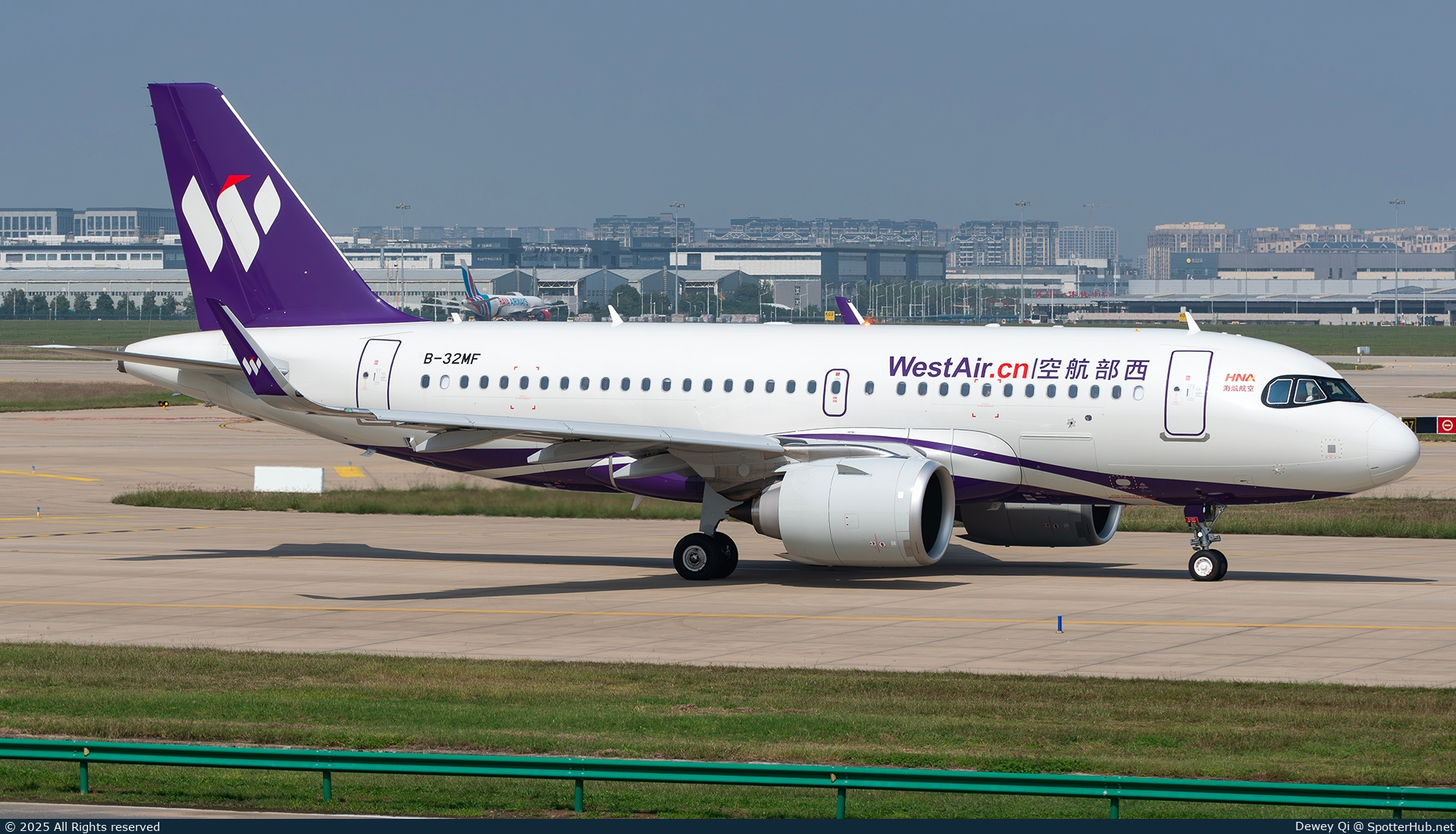 Photo of B-32MF - Airbus A319-153N operated by West Air