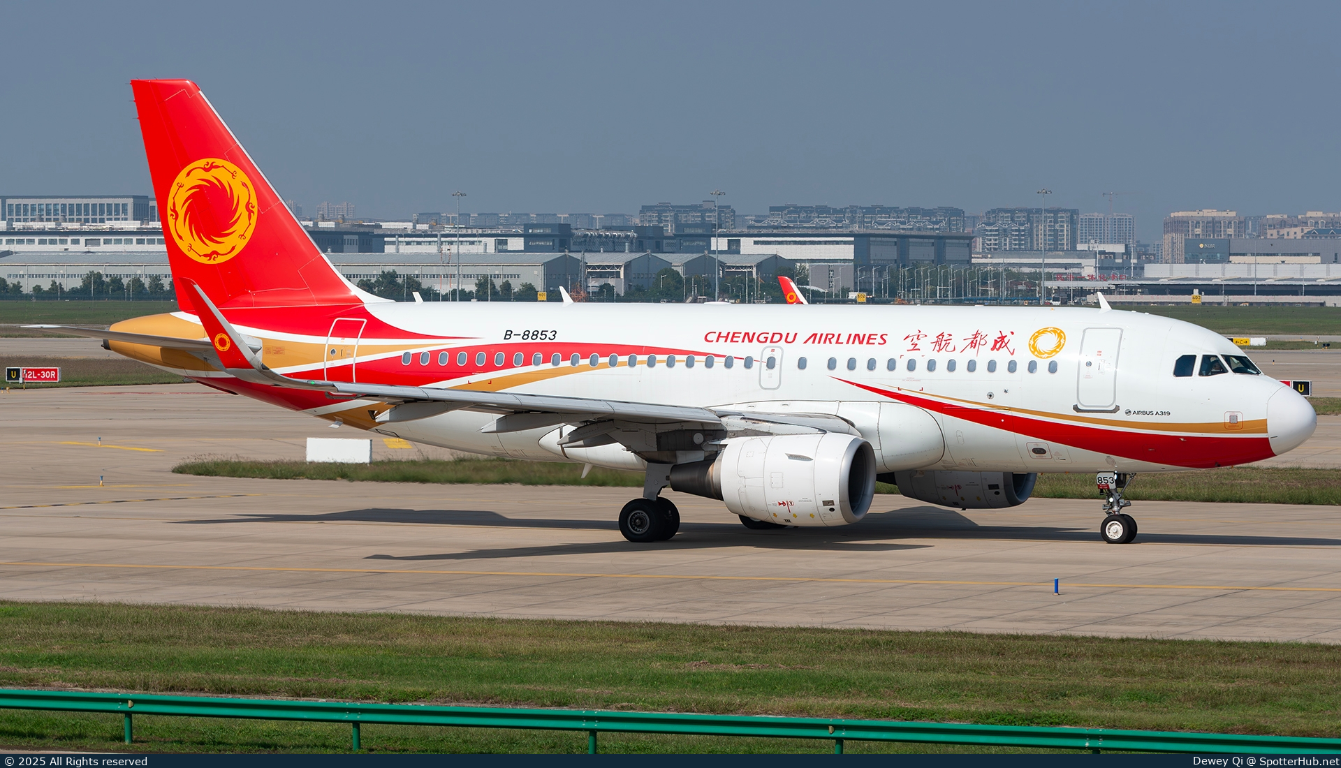 Photo of B-8853 - Airbus A319-115 operated by Chengdu Airlines