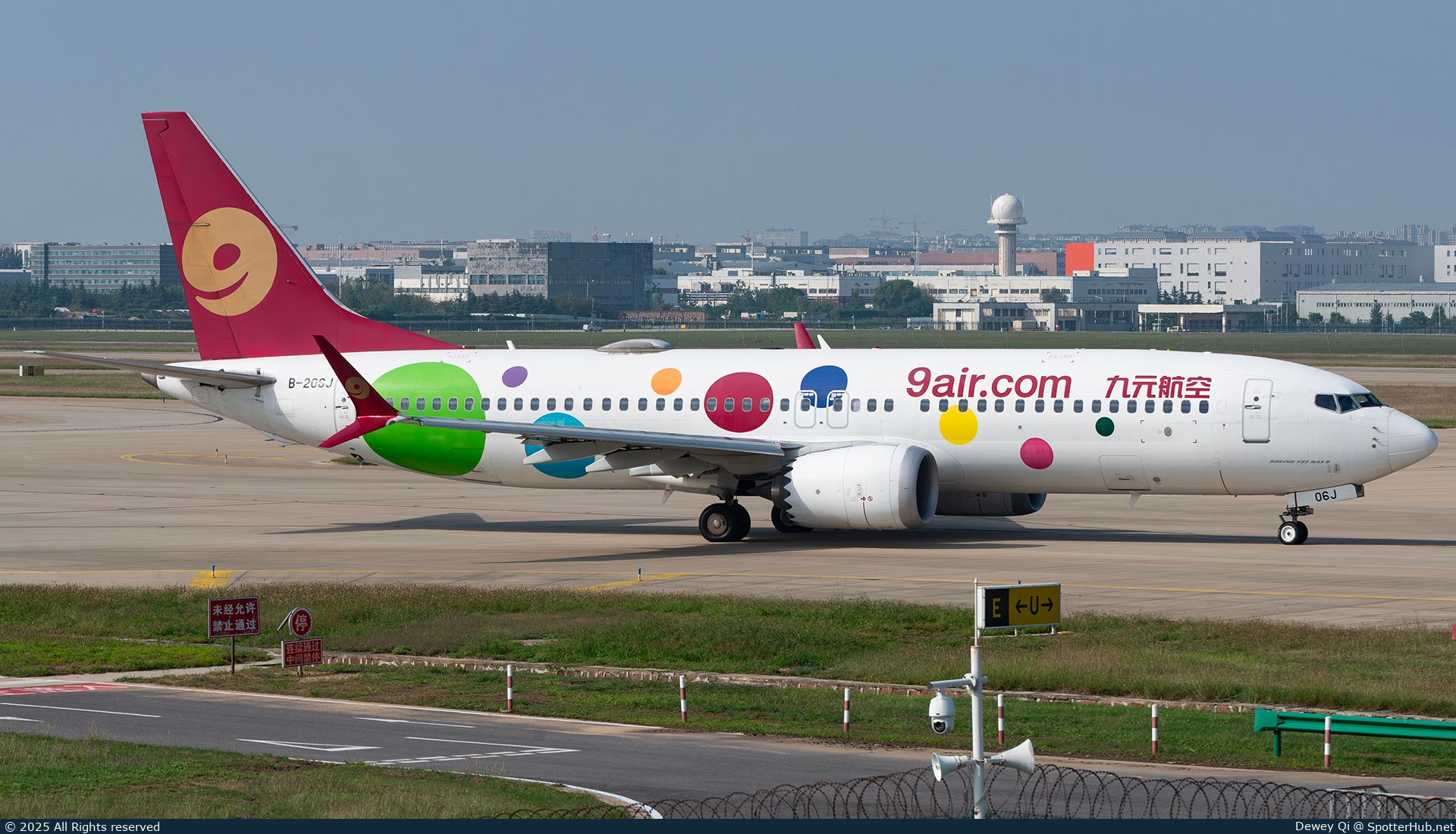 Photo of B-206J - Boeing 737 MAX 8 operated by 9Air