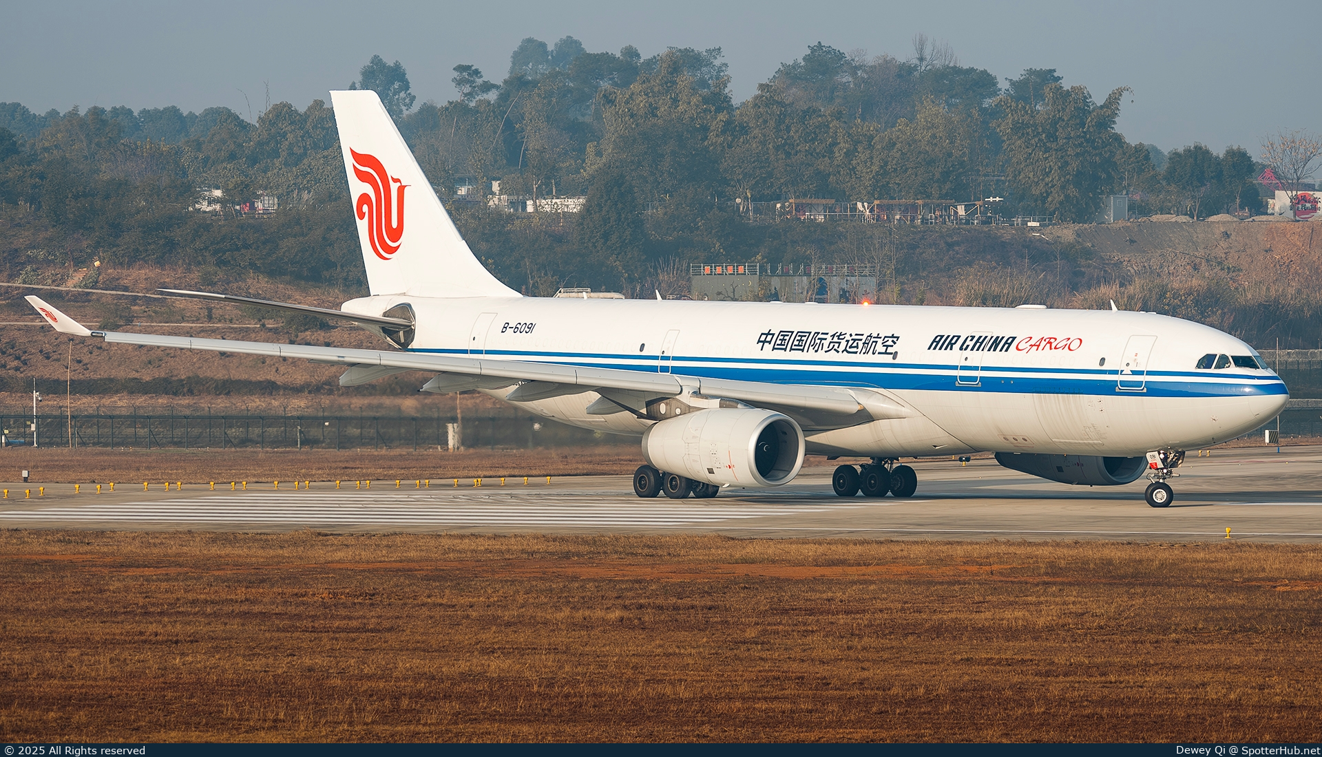 Photo of B-6091 - Airbus A330-243(P2F) operated by Air China Cargo