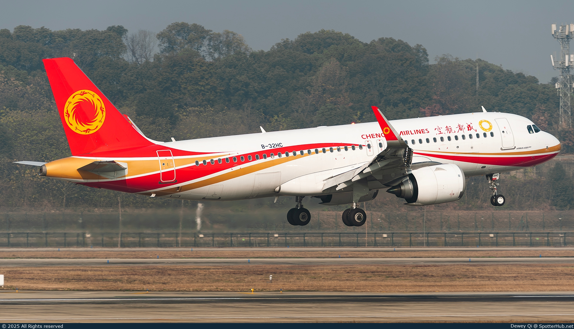 Photo of B-32HC - Airbus A320-251N operated by Chengdu Airlines