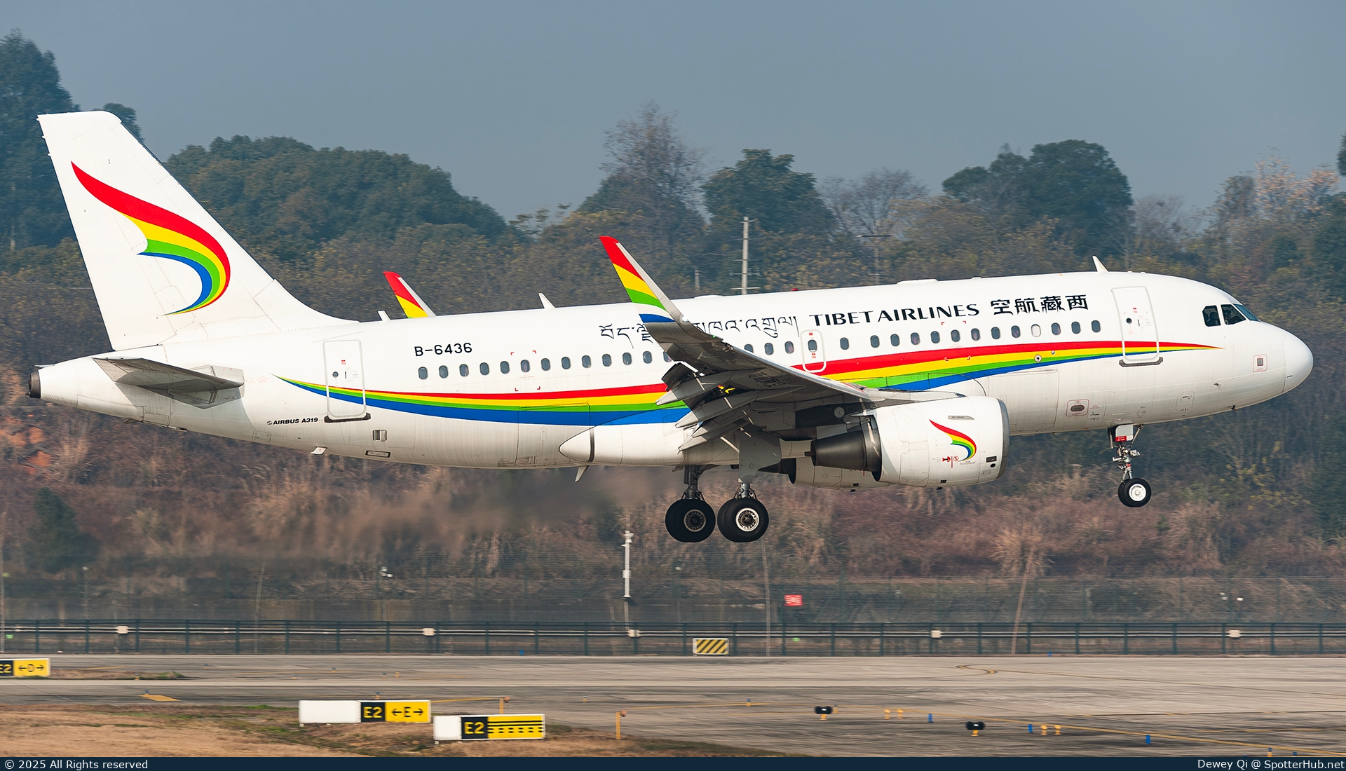 Photo of B-6436 - Airbus A319-115 operated by Tibet Airlines