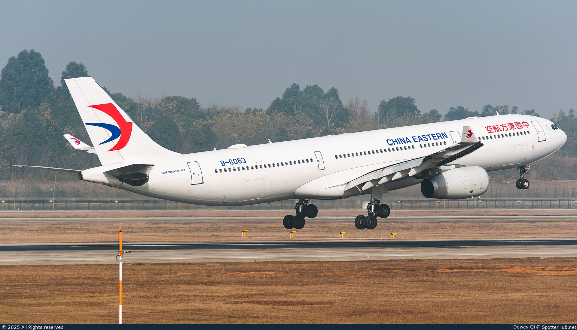 Photo of B-6083 - Airbus A330-343 operated by China Eastern Airlines