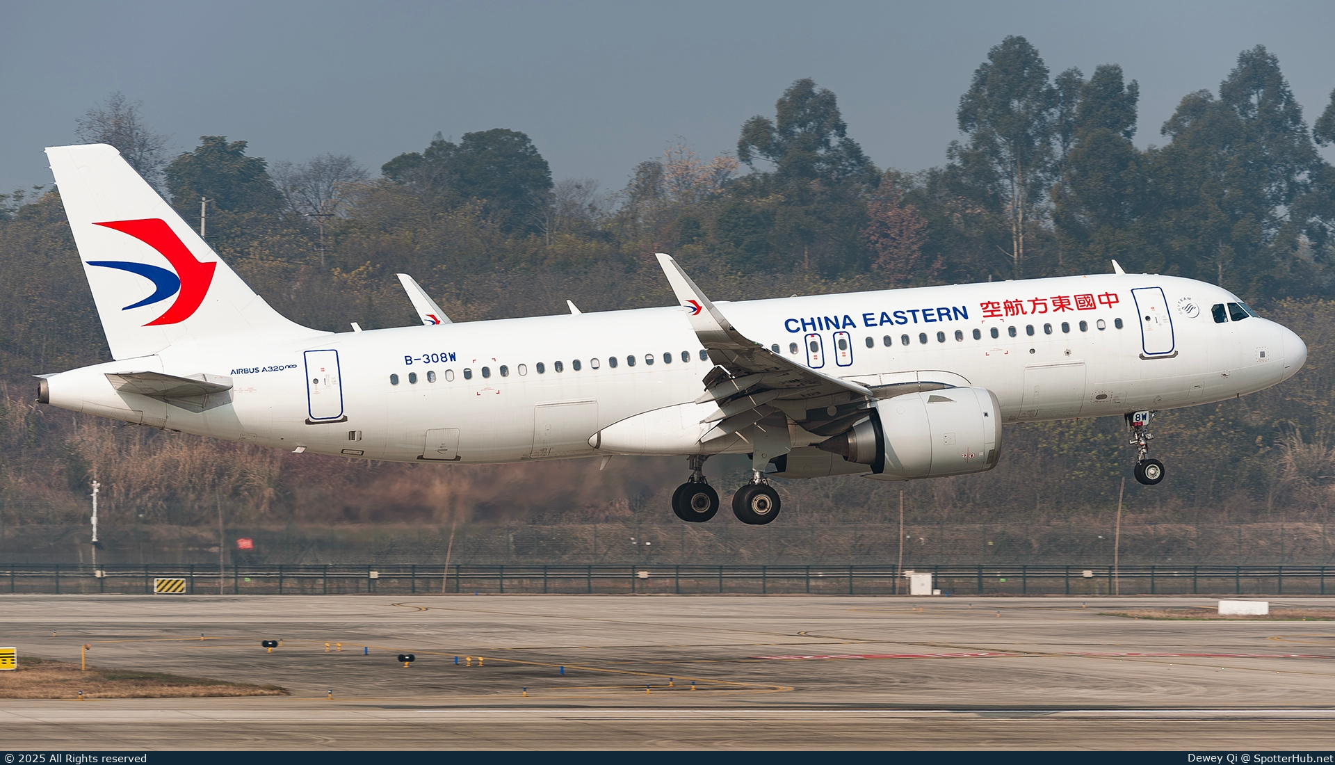 Photo of B-308W - Airbus A320-251N operated by China Eastern Airlines