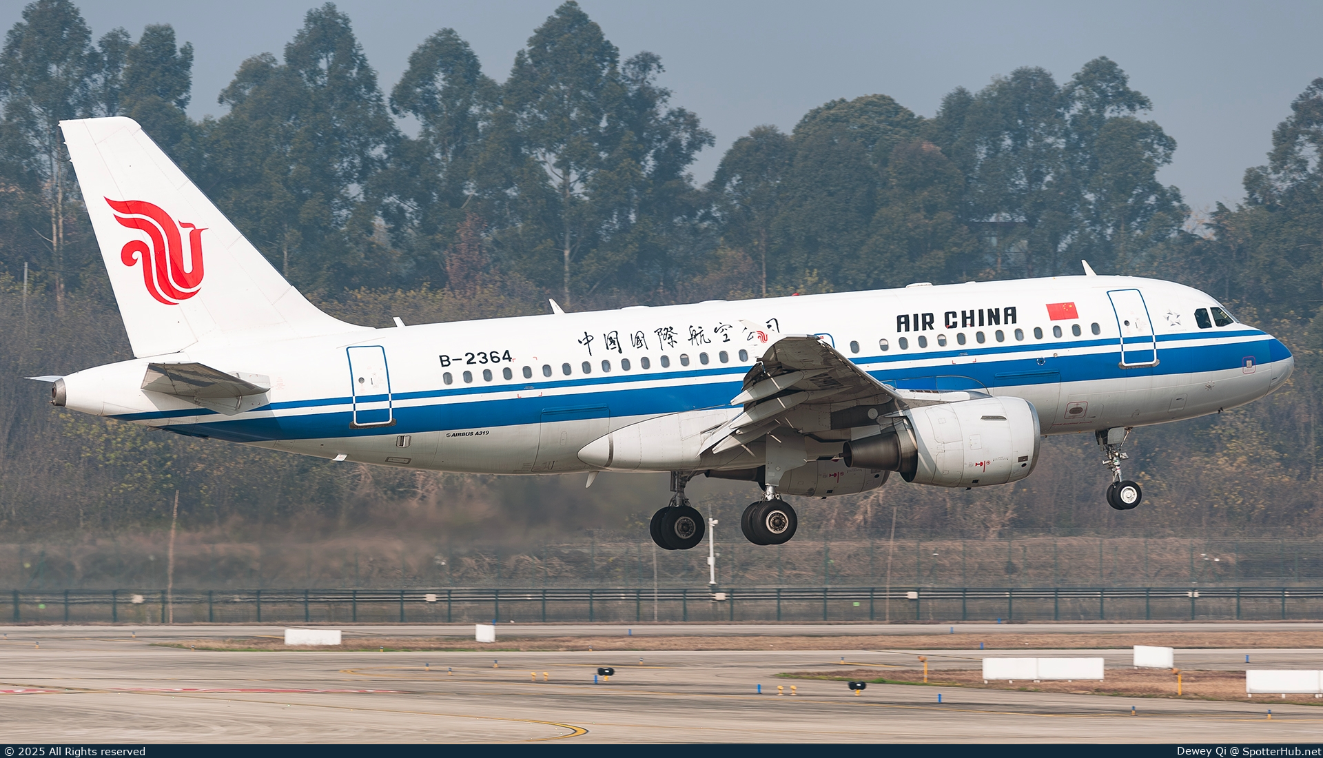 Photo of B-2364 - Airbus A319-115 operated by Air China