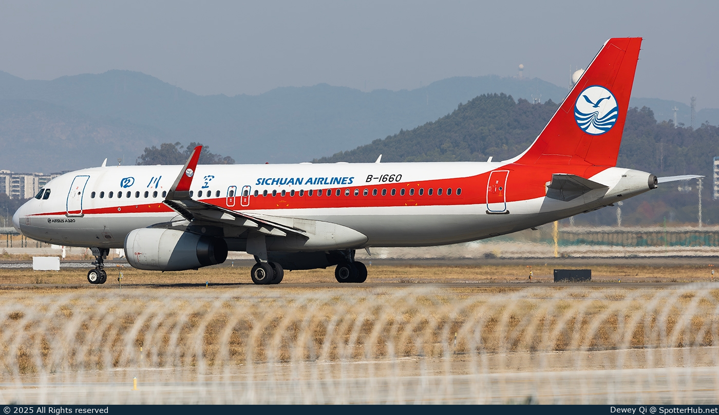 Photo of B-1660 - Airbus A320-232 operated by Sichuan Airlines