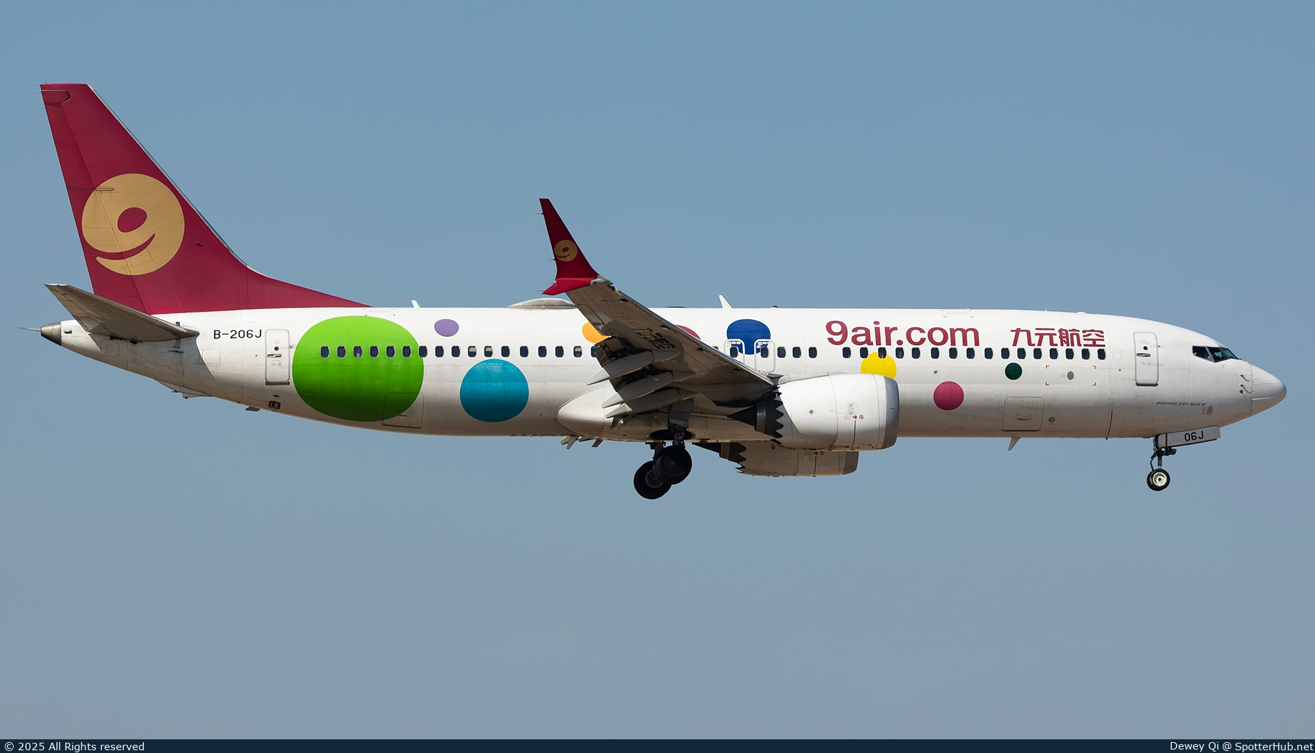 Photo of B-206J - Boeing 737 MAX 8 operated by 9Air