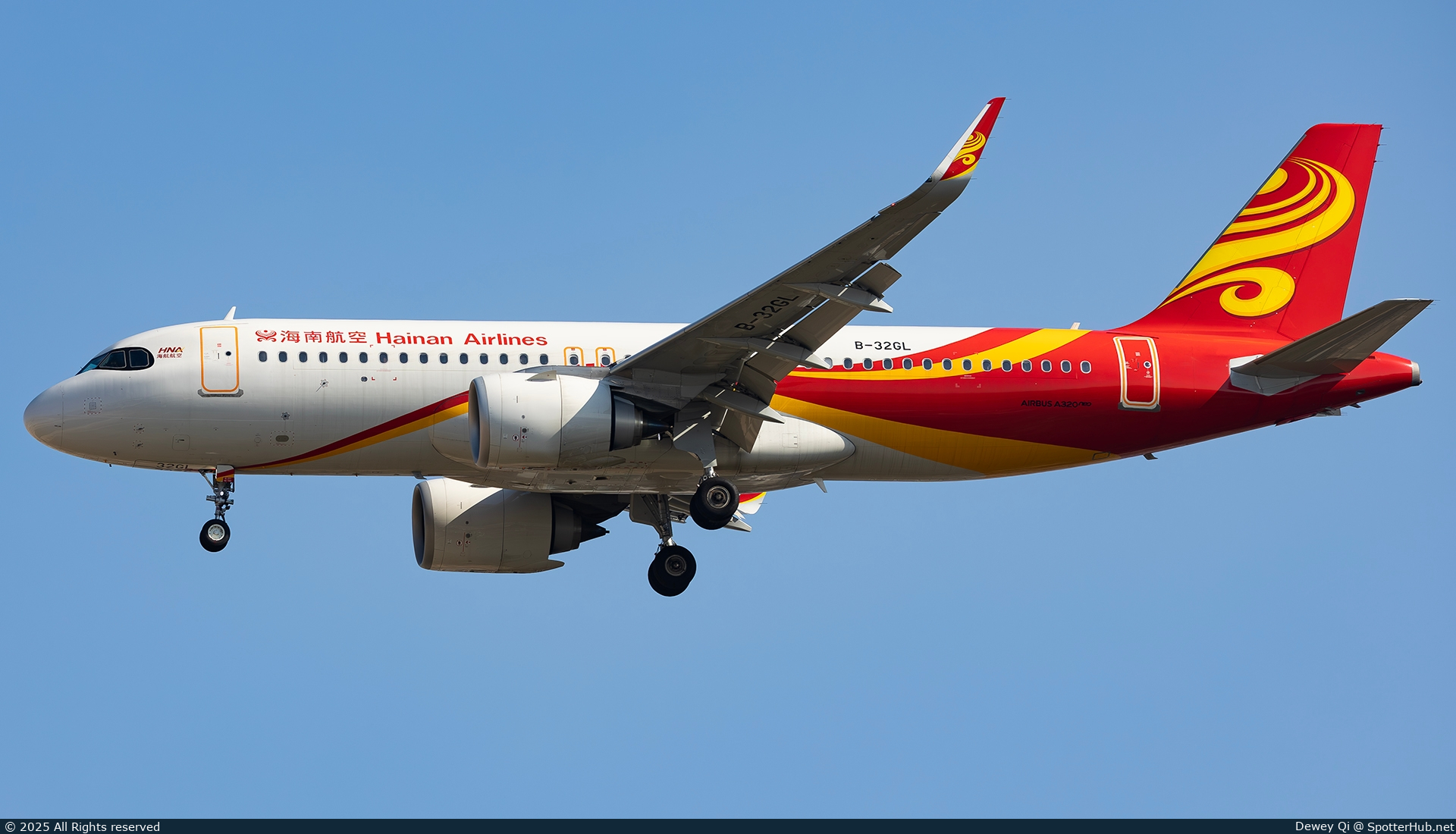 Photo of B-32GL - Airbus A320-251N operated by Hainan Airlines