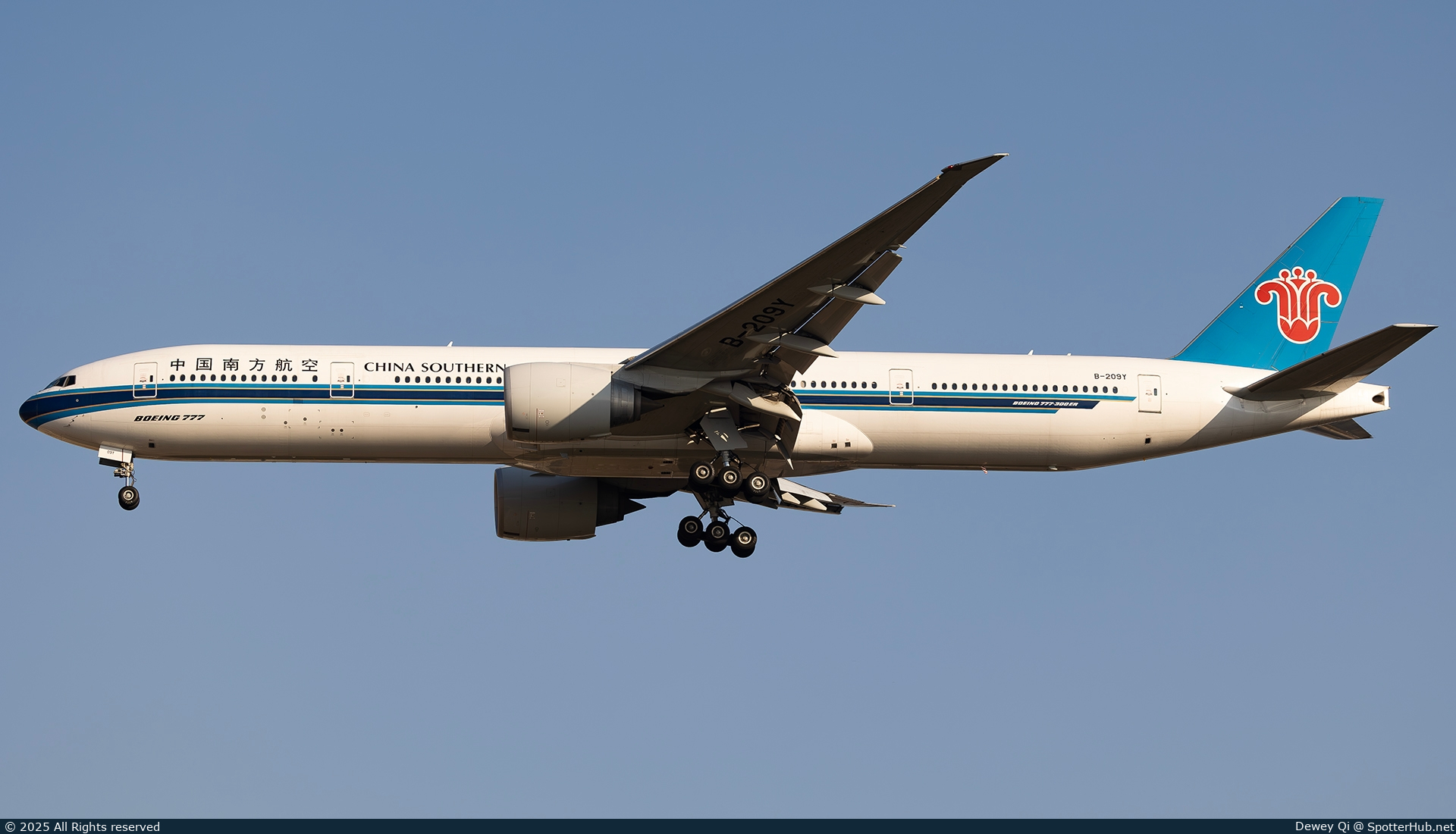 Photo of B-209Y - Boeing 777-31B(ER) operated by China Southern Airlines