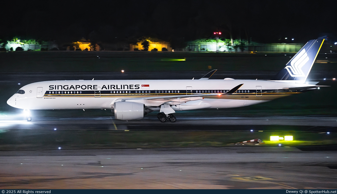 Photo of 9V-SMH - Airbus A350-941 operated by Singapore Airlines