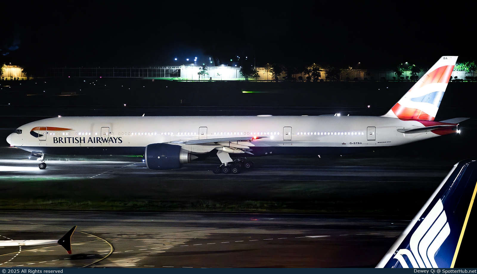 Photo of G-STBA - Boeing 777-336(ER) operated by British Airways