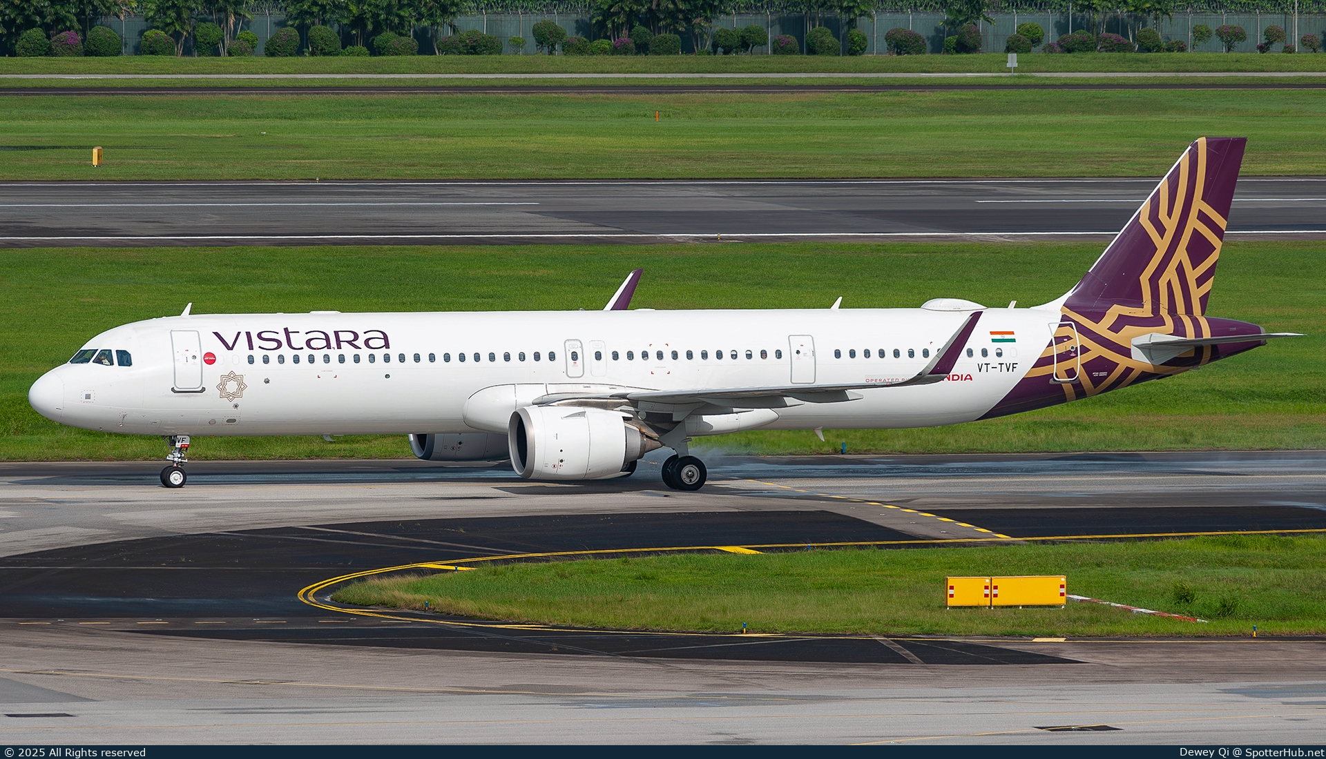Photo of VT-TVF - Airbus A321-251NX operated by Air India