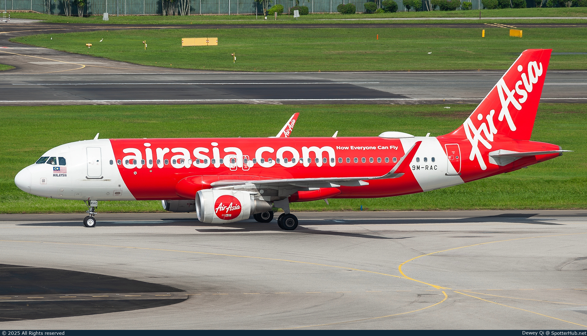 Photo of 9M-RAC - Airbus A320-216 operated by AirAsia