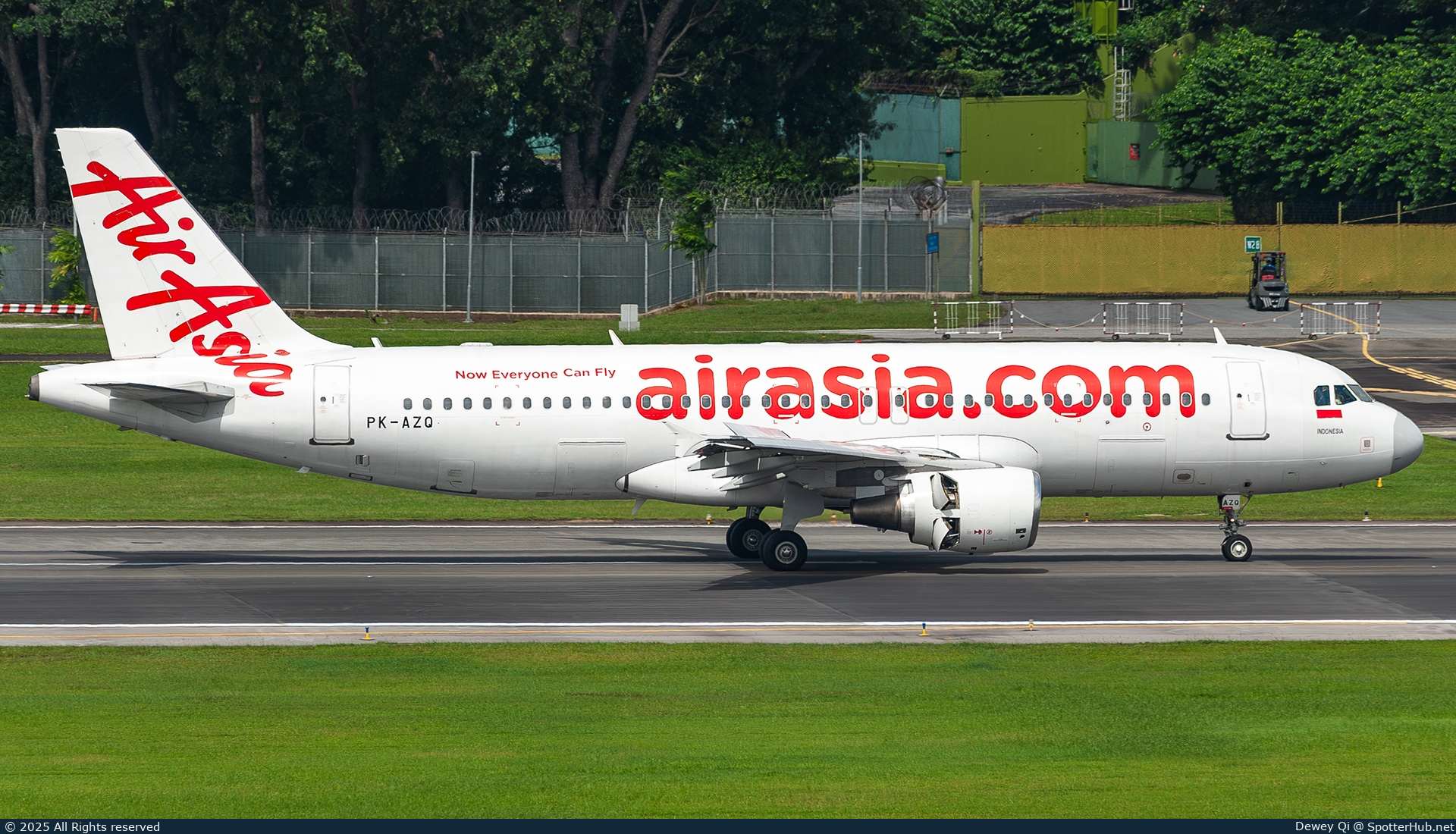Photo of PK-AZQ - Airbus A320-216 operated by Indonesia AirAsia