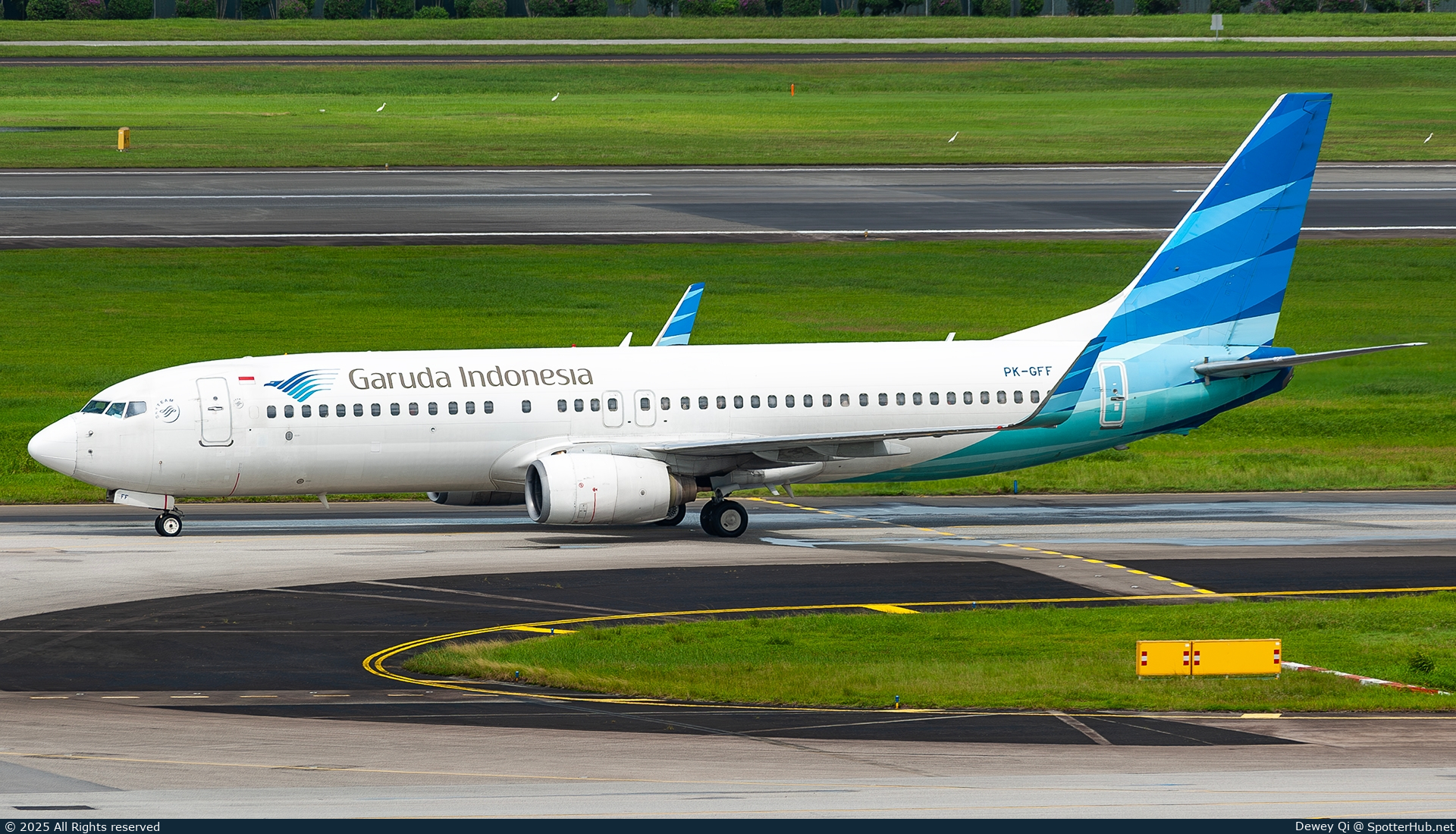 Photo of PK-GFF - Boeing 737-8U3 operated by Garuda Indonesia