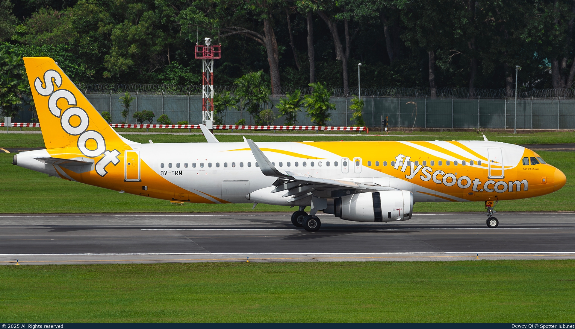 Photo of 9V-TRM - Airbus A320-232 operated by Scoot