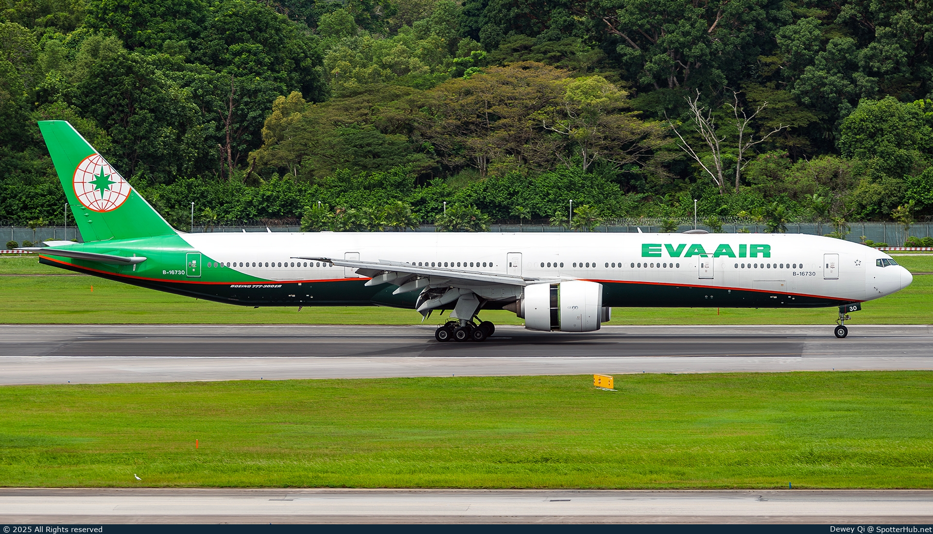 Photo of B-16730 - Boeing 777-36N(ER) operated by EVA Air