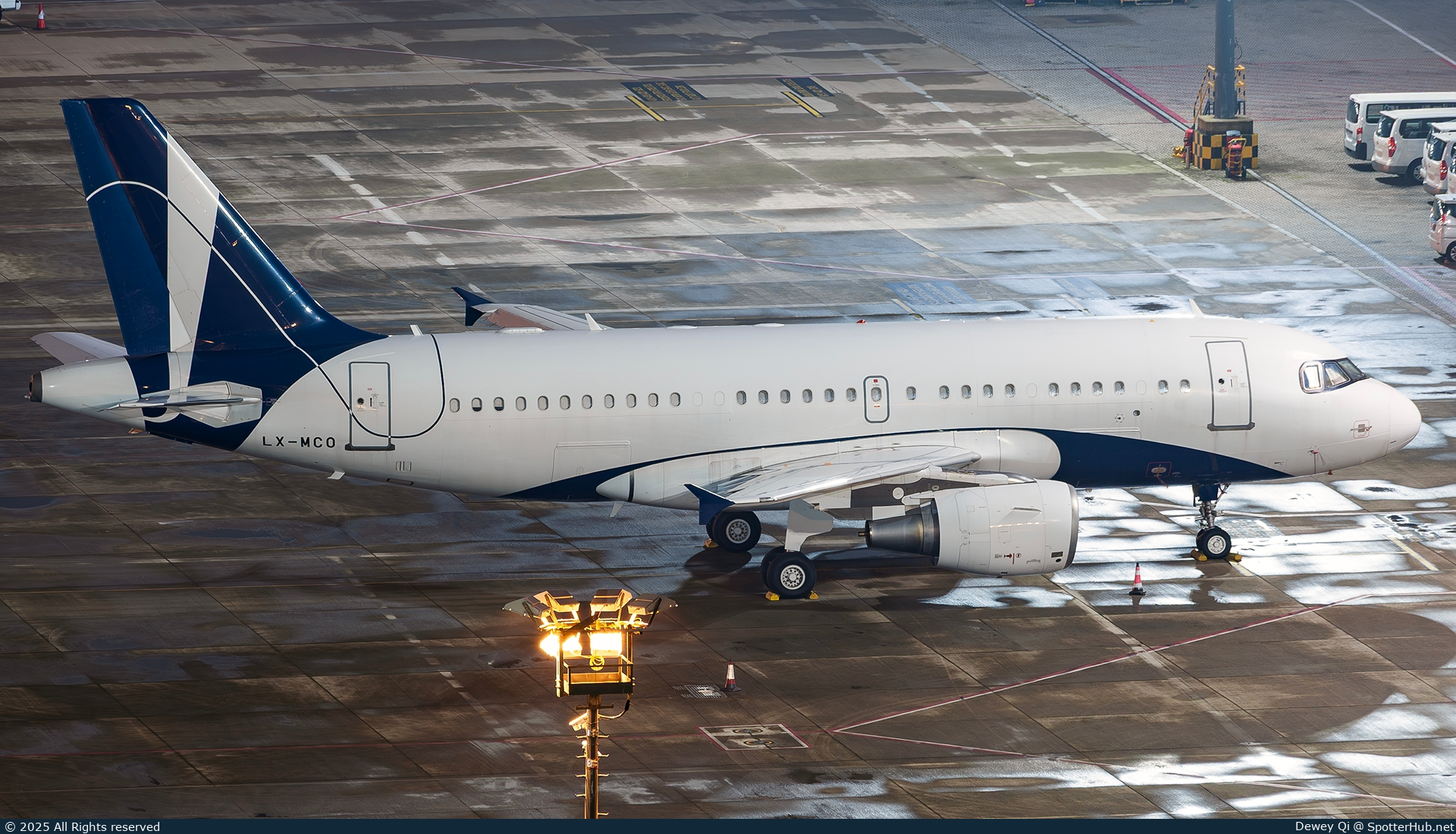 Photo of LX-MCO - Airbus A319-115(CJ) operated by Global Jet Luxembourg