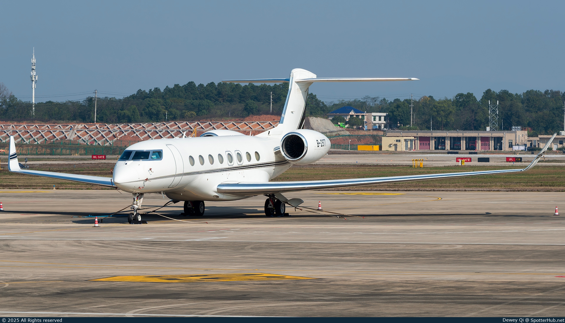 Photo of B-2977 - Gulfstream G650ER operated by OTT Airlines