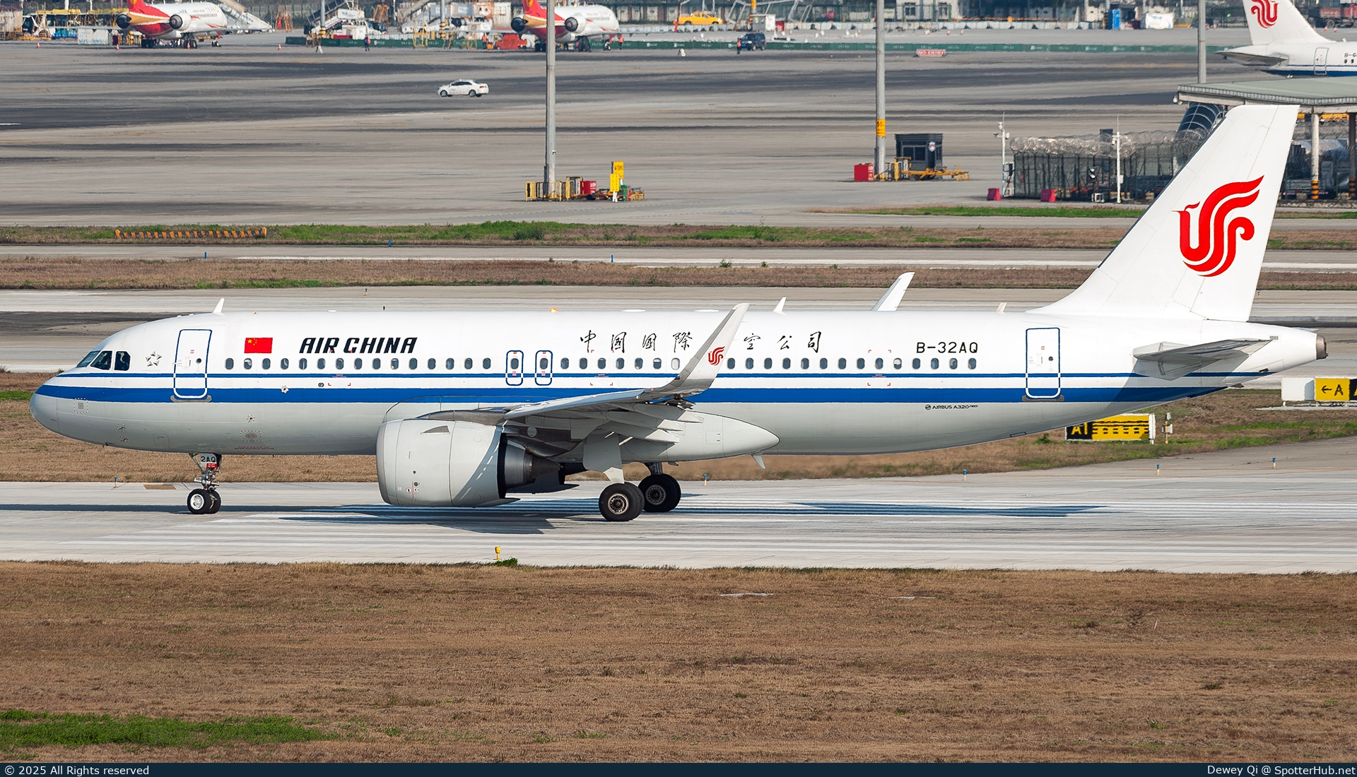 Photo of B-32AQ - Airbus A320-251N operated by Air China