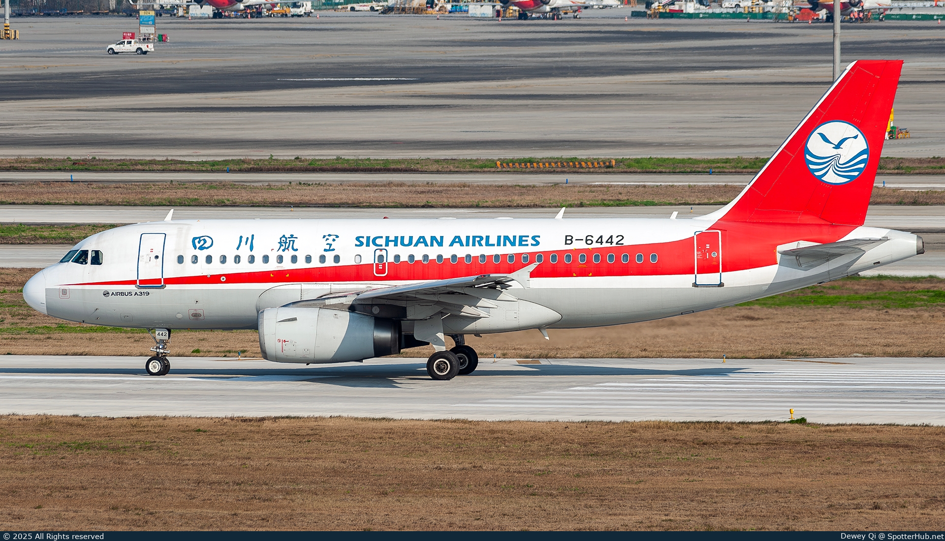 Photo of B-6442 - Airbus A319-133 operated by Sichuan Airlines
