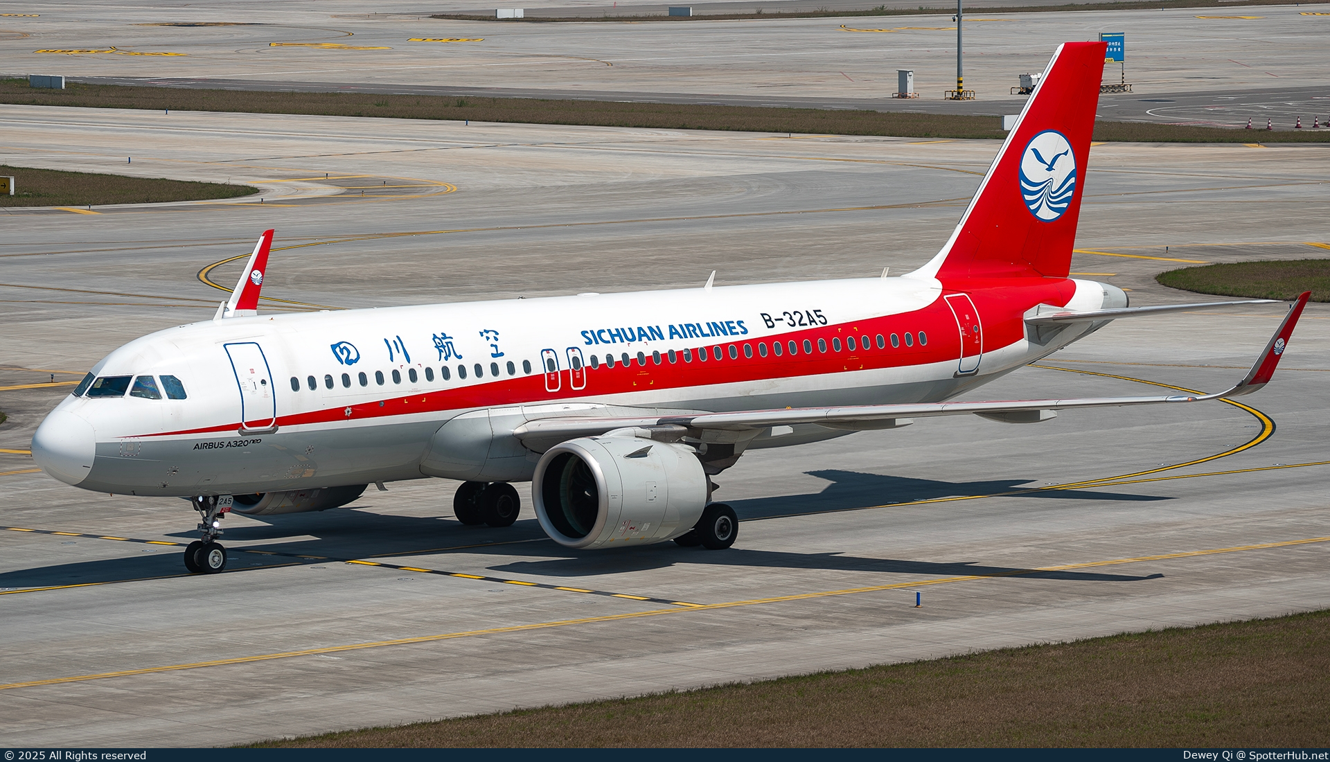 Photo of B-32A5 - Airbus A320-271N operated by Sichuan Airlines