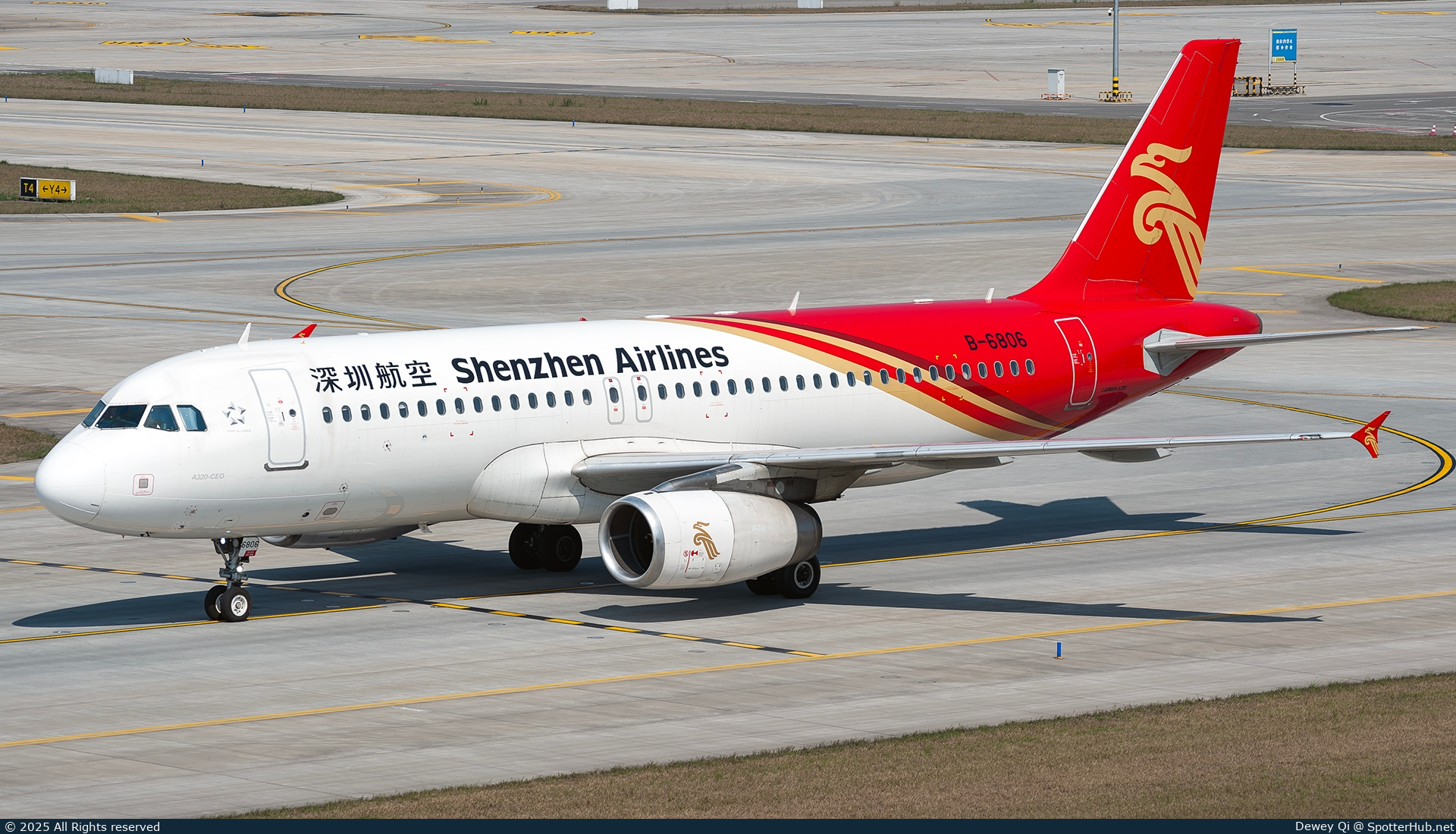 Photo of B-6806 - Airbus A320-232 operated by Shenzhen Airlines
