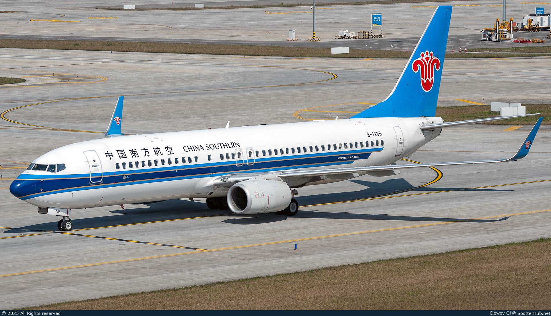 Photo of B-1285 - Boeing 737-81B operated by China Southern Airlines