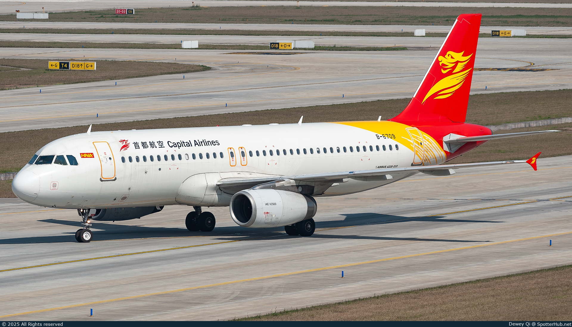 Photo of B-6709 - Airbus A320-232 operated by Capital Airlines